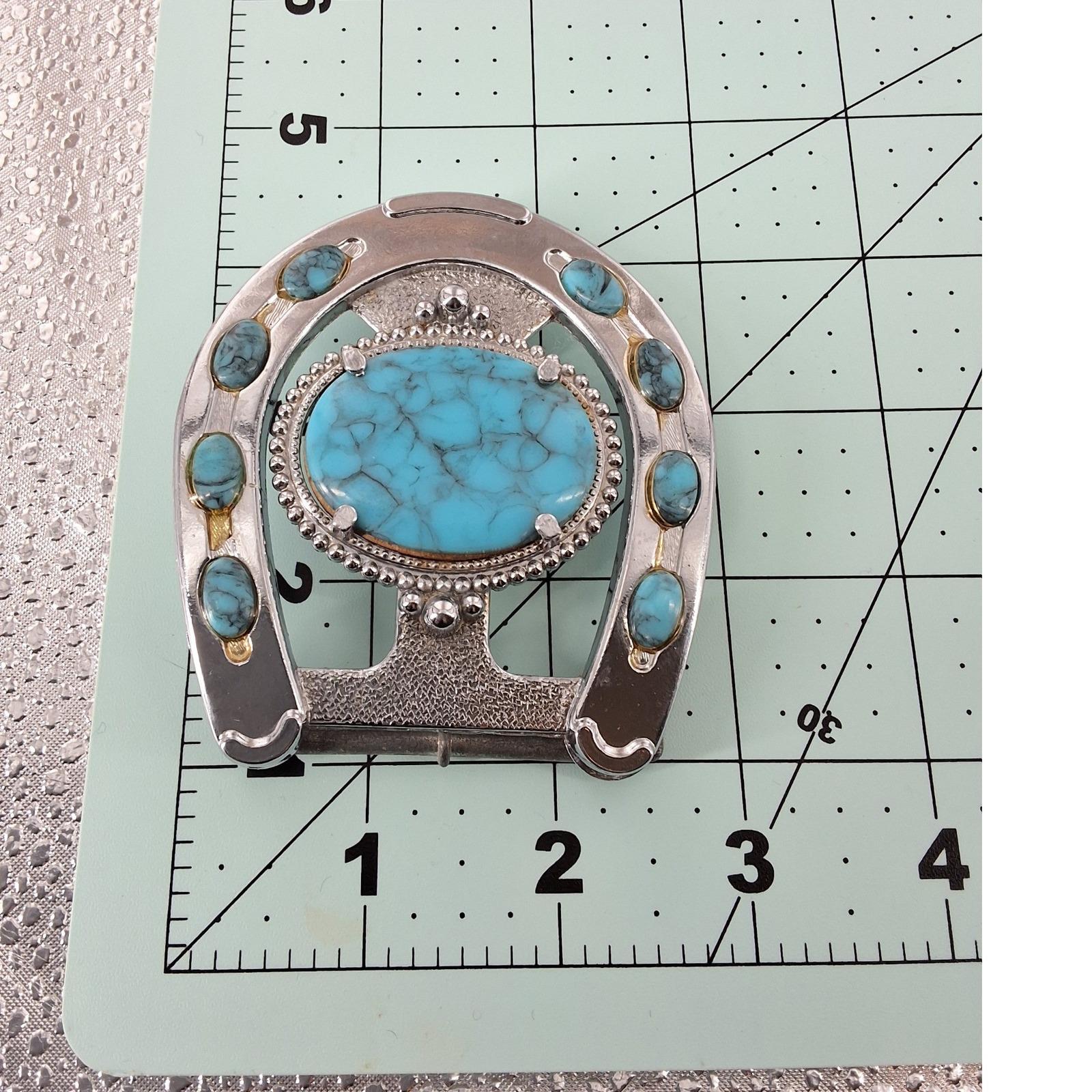 Western Horseshoe Belt Buckle Faux Turquoise Silver Tone Cowboy Equestrian Style