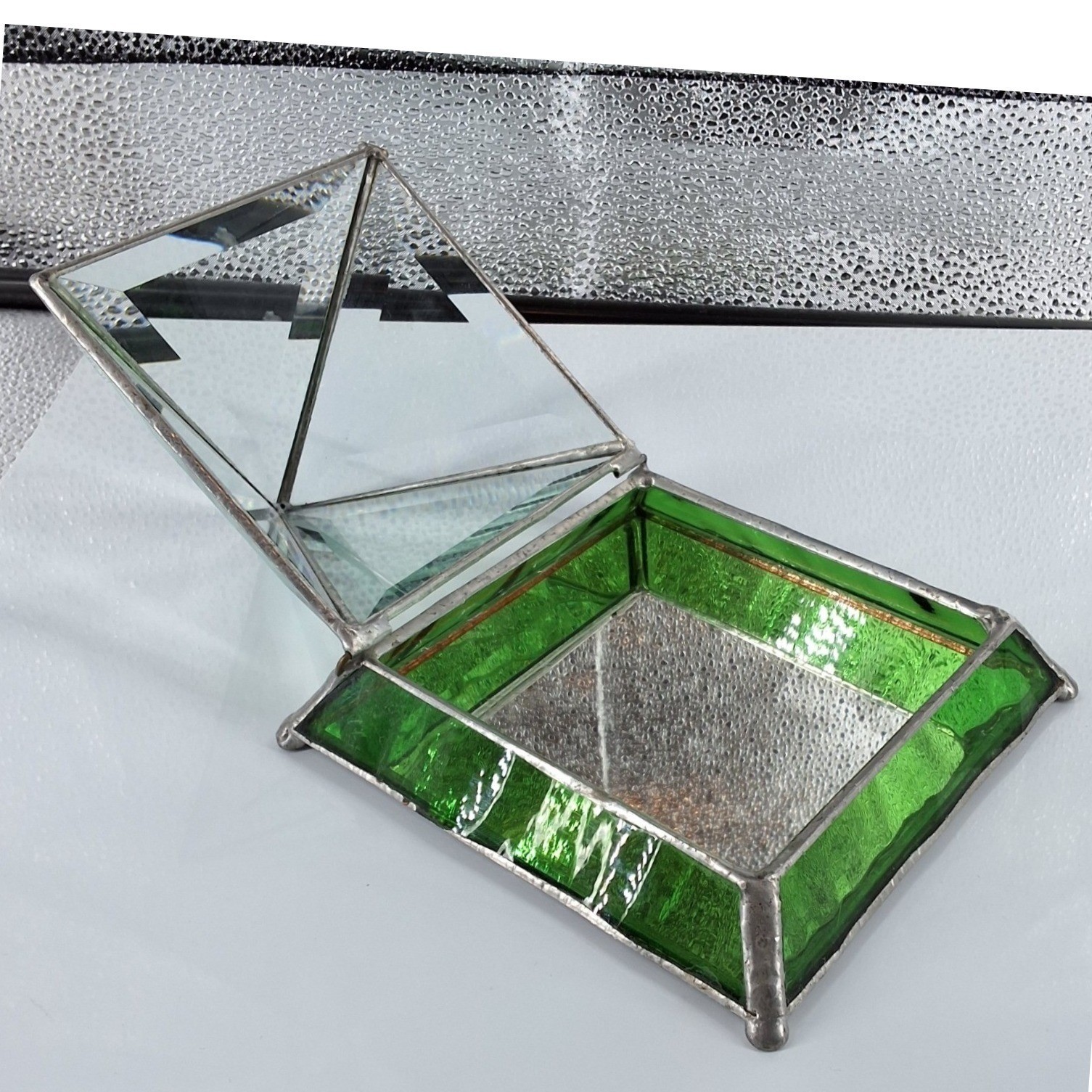 Vintage Stained Glass Pyramid Trinket Box Green Beveled Mirrored Jewelry Case - View 3