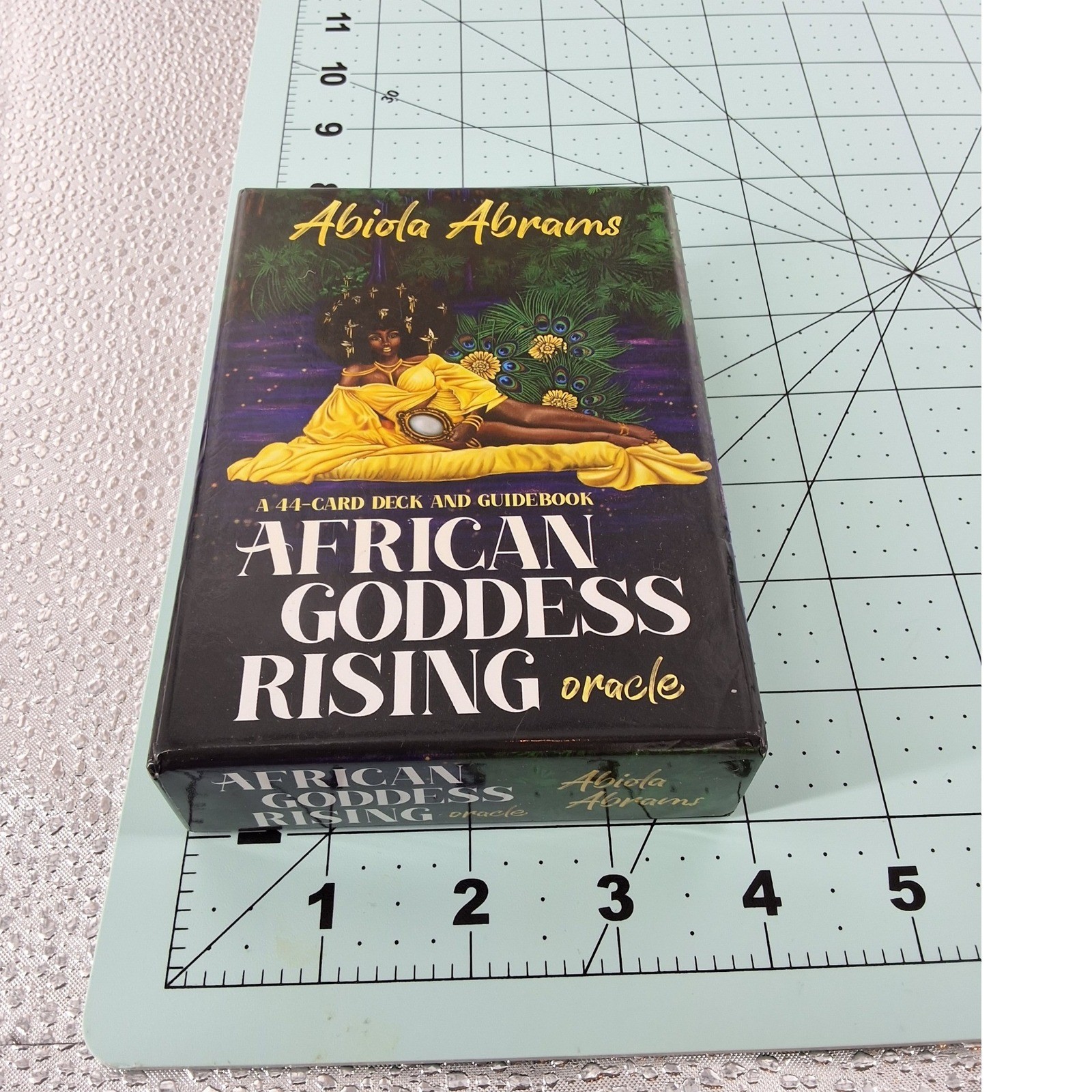 Abiola Abrams African Goddess Rising Oracle 44 Card Deck & Guidebook - View 4