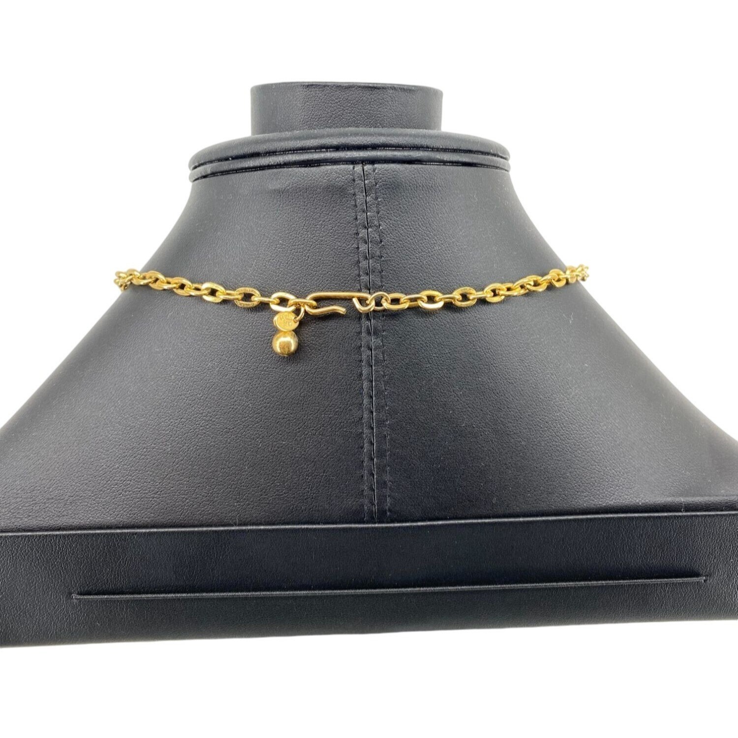 Celebrate New York Gold Tone Chain Necklace 18 Inches Adjustable Length Elegant - View 4