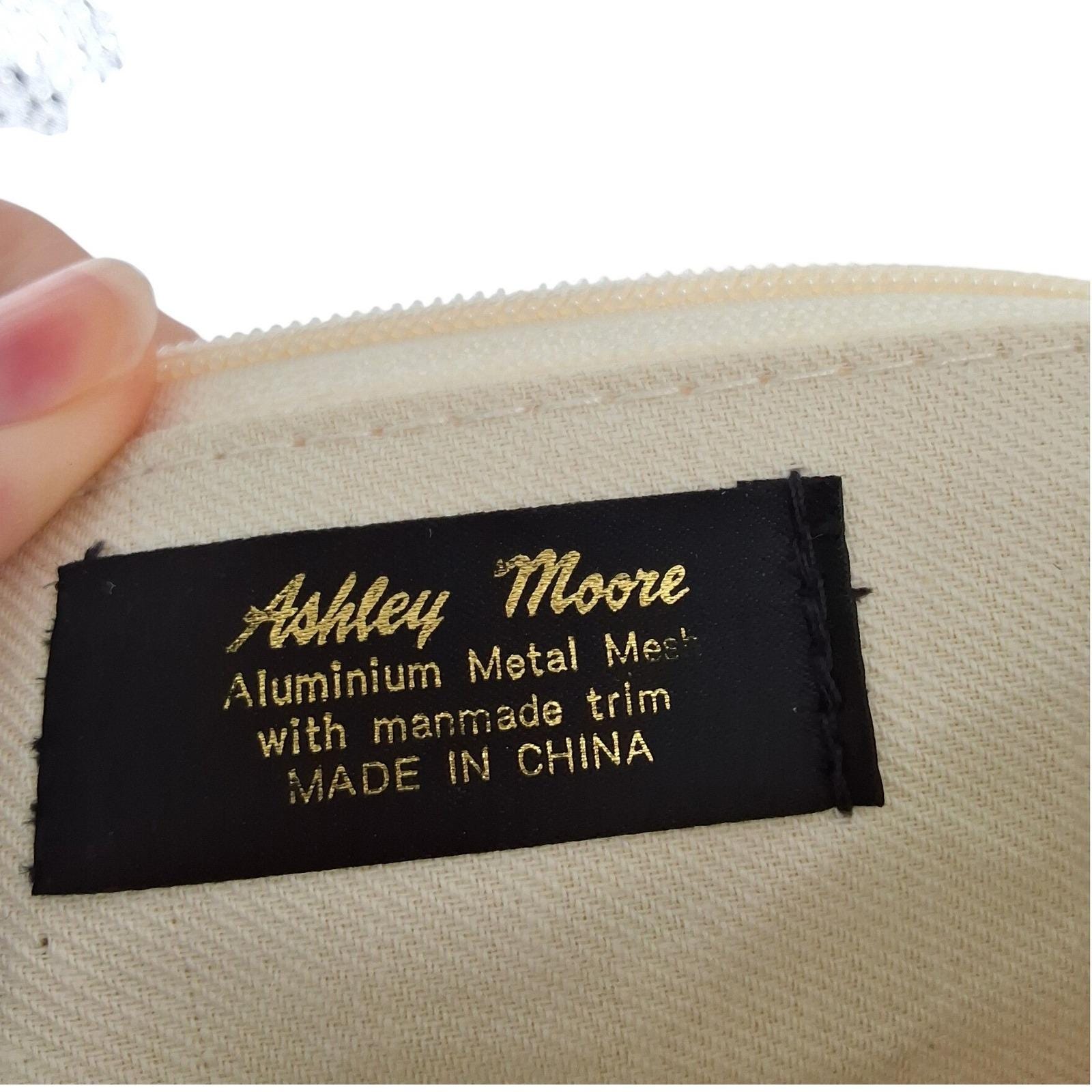 Ashley Moore Cream Aluminum Metal Mesh Evening Bag Gold Handle Crossbody - View 4