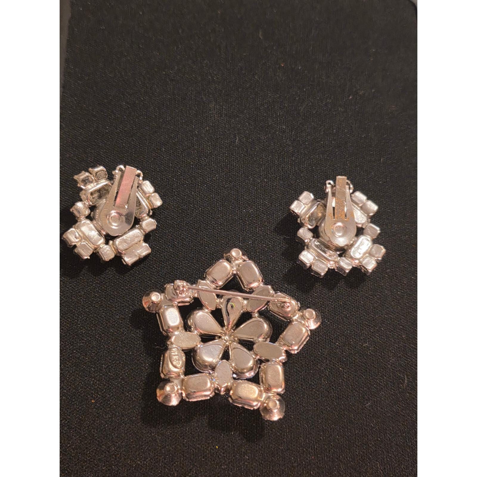 Vintage Weiss Blue Rhinestone Star Brooch & Earrings Signed - View 9