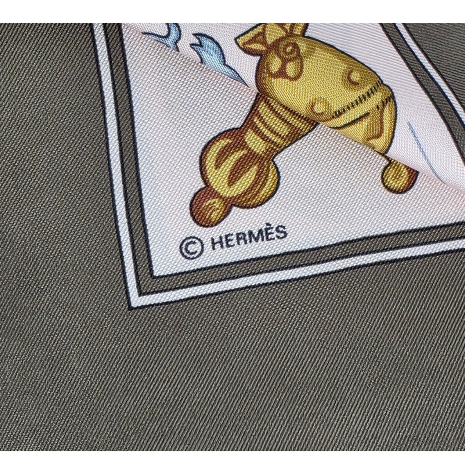 Hermes Le Tarot 90cm Silk Scarf Annie Faivre Brown Gold Vintage Carre w/ Box - View 5