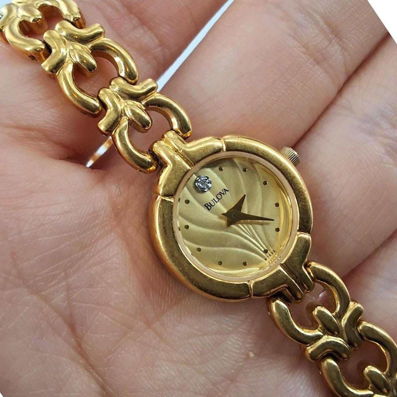 Vintage Bulova T9 Diamond Accent Gold-Tone Quartz Ladies Watch