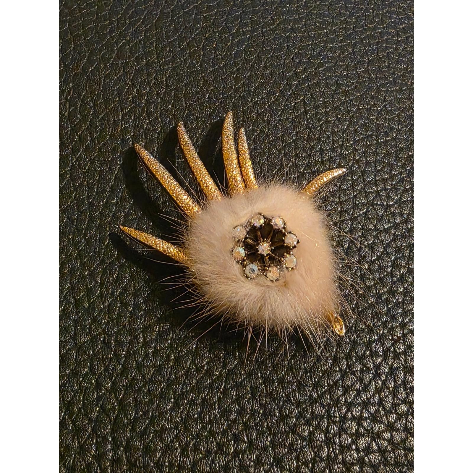 Vintage1960s Atomic Starburst Broch Mid Century Gold Tone Rhinestone Pin - View 5