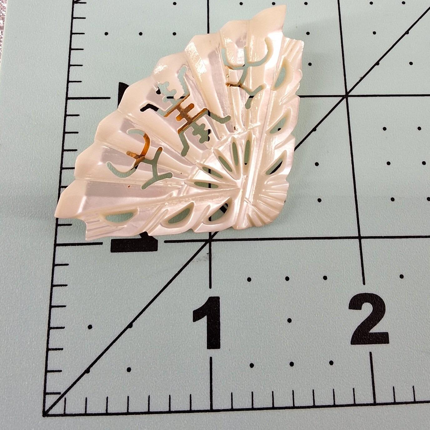 Vintage Hand Carved Mother of Pearl Fan Brooch 2" Pierced Shell Asian Pin - View 3