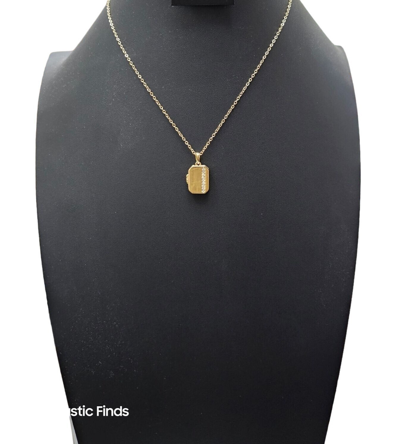 Gold Greenwich Locket Necklace With Chain New - View 9