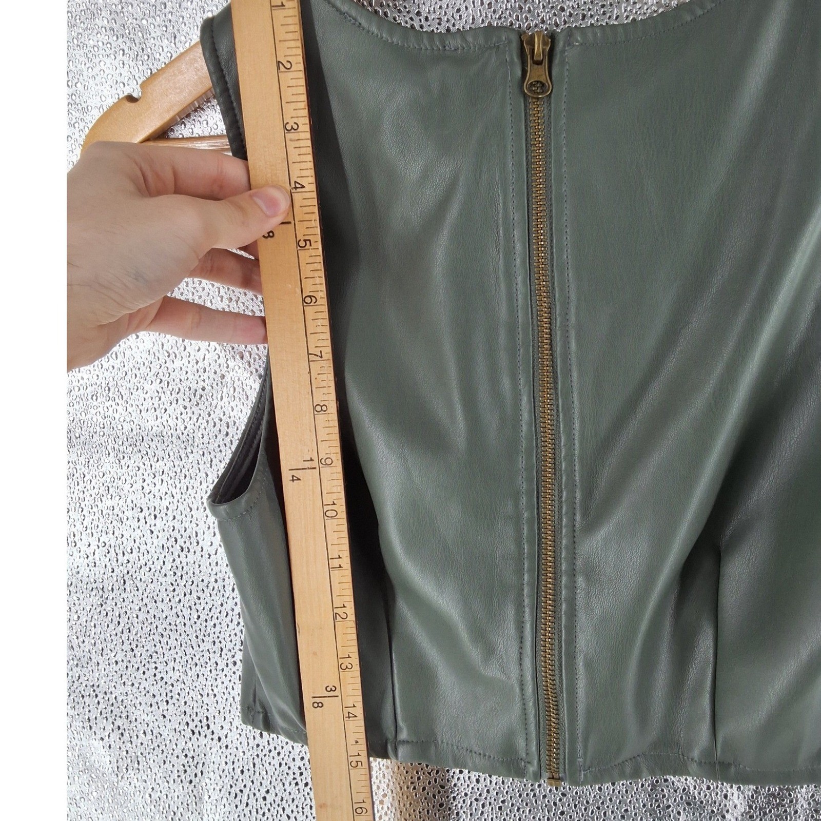 Kirious Olive Green Faux Leather Cropped Tank Top Back Zip Small - View 6