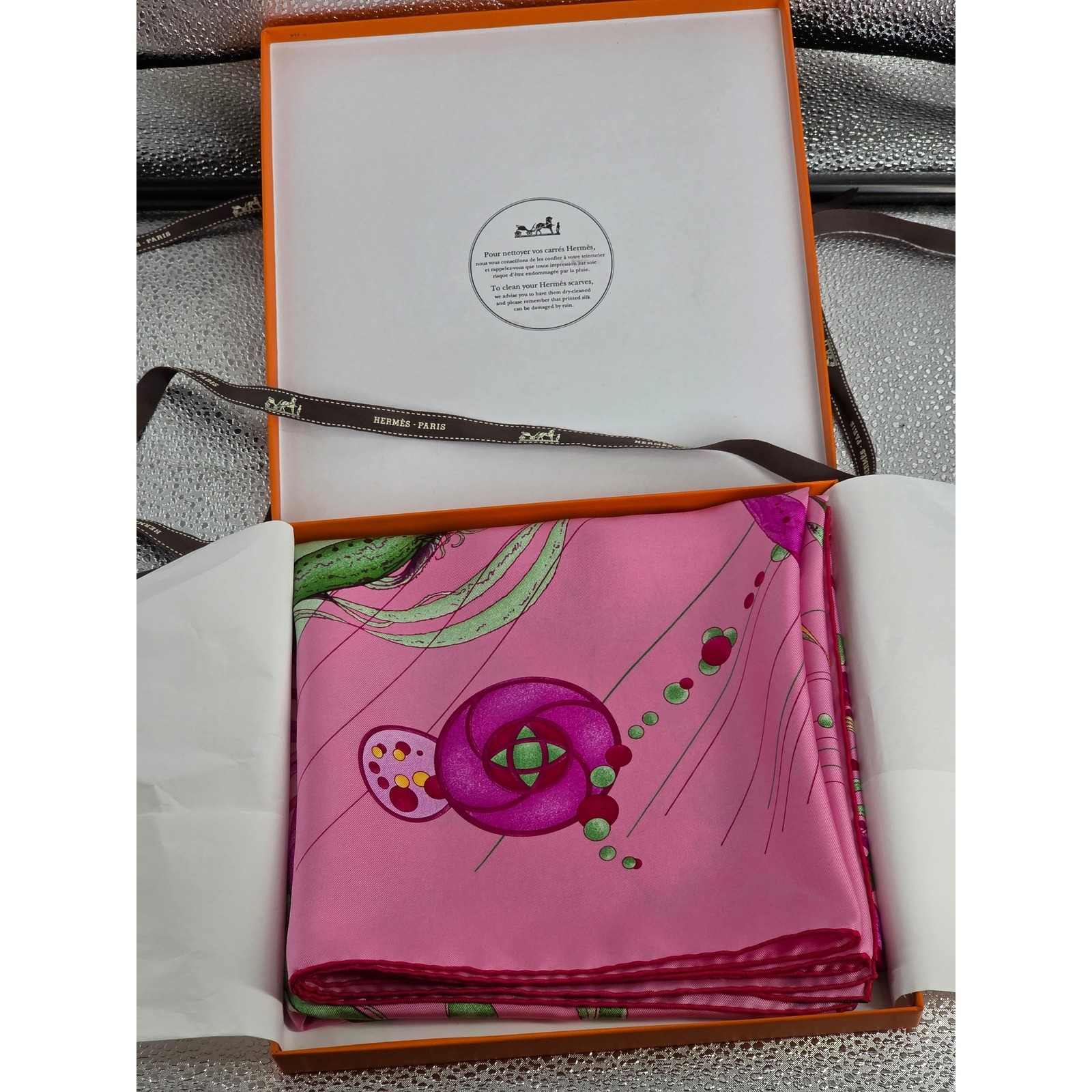 Hermes La Danse du Cosmos Silk Scarf Pink Zoe Pauwels Made in France with Box - View 8