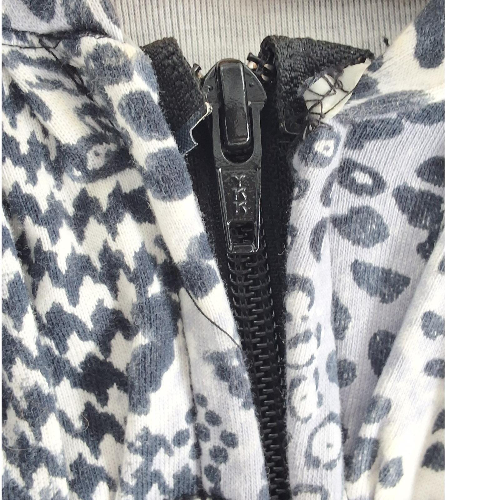 Yashi Womens Mixed Animal Print Zip Up Hoodie Grey Leopard Rhinestone Small - View 5