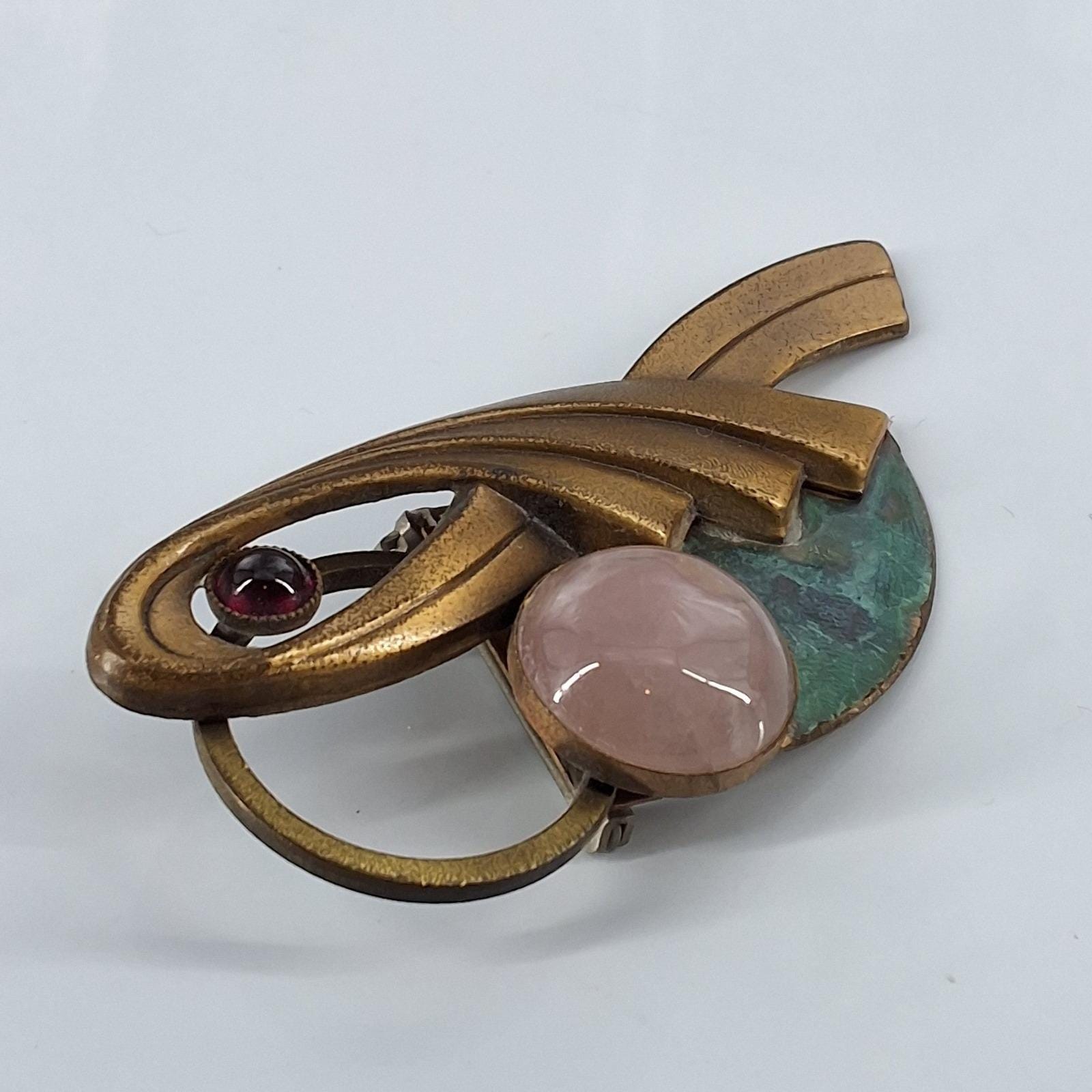Vintage Modernist Artisan Brass Brooch Rose Quartz Garnet Verdigris Studio Pin - View 5
