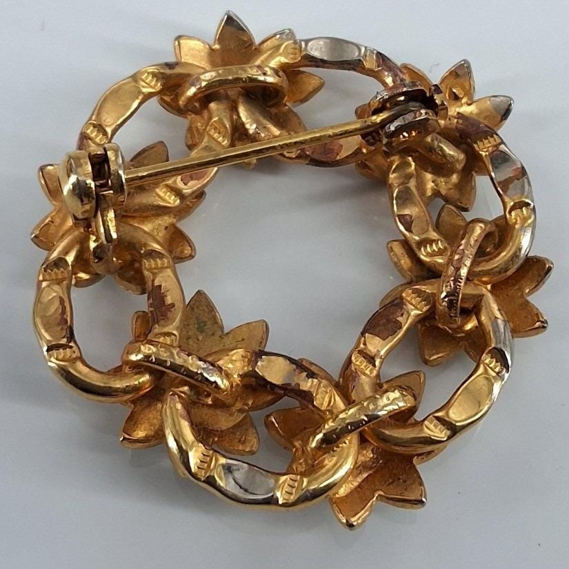 Vintage 60s Mod White Enamel Daisy Wreath Brooch Gold Tone Orange Center Pin - View 3