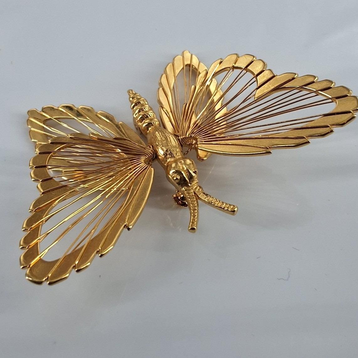 Vintage Monet Spinnerets 3D Butterfly Brooch Gold Tone Menagerie Filigree Pin