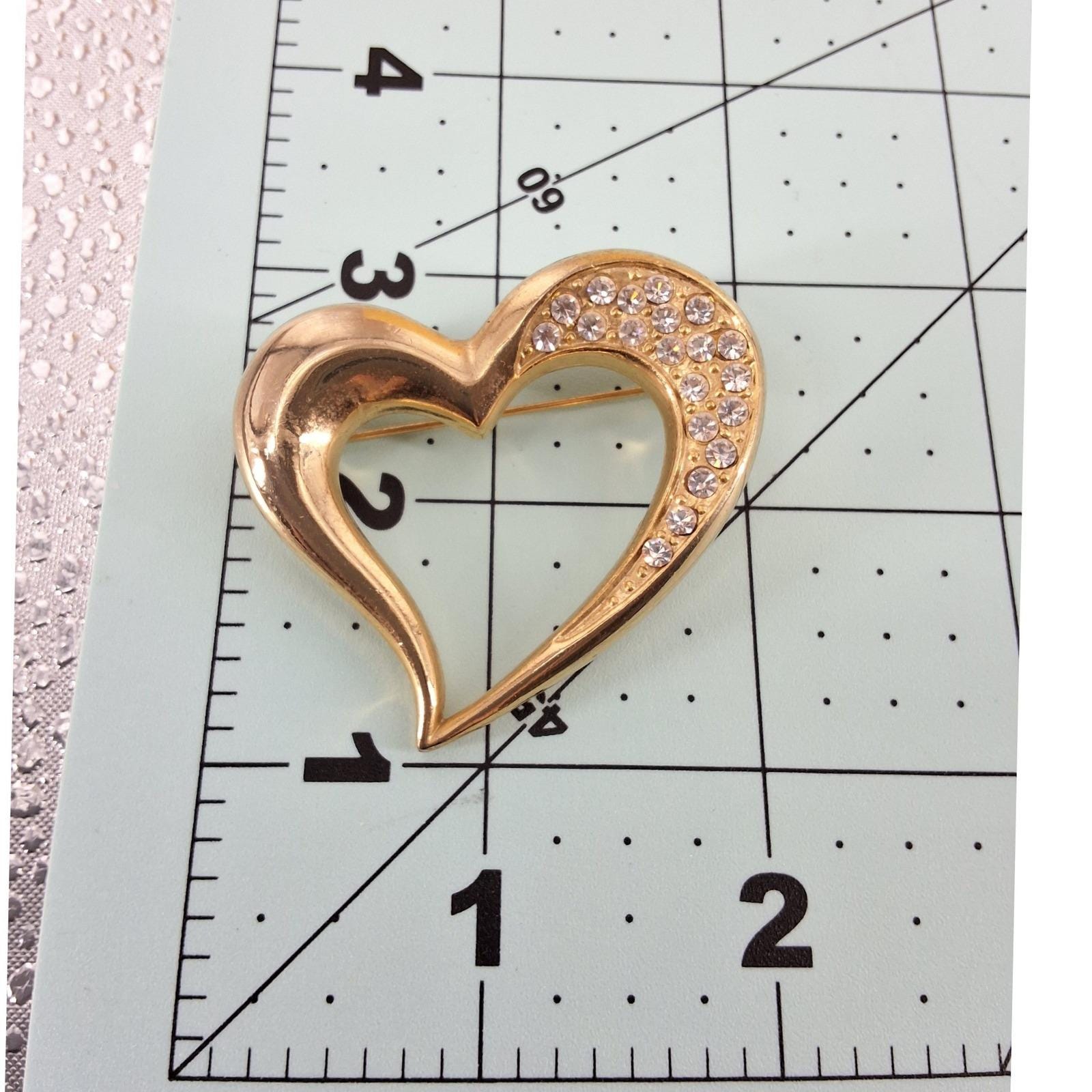 Vintage Gold Tone Pavé Rhinestone Open Heart Brooch Pin 1990s Romantic - View 3