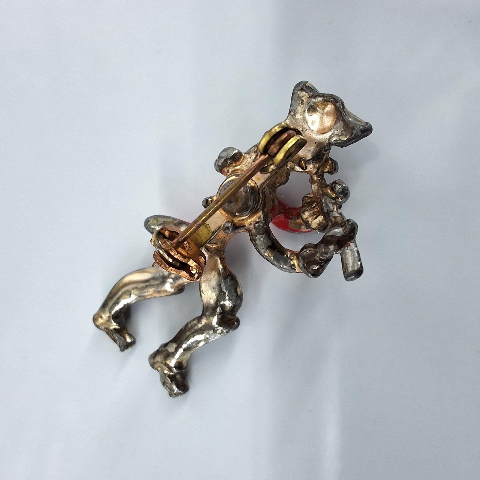 Vintage Fife Player Brooch Red Coat Soldier Figural Enamel Pin Silver Tone 1.5" - View 6