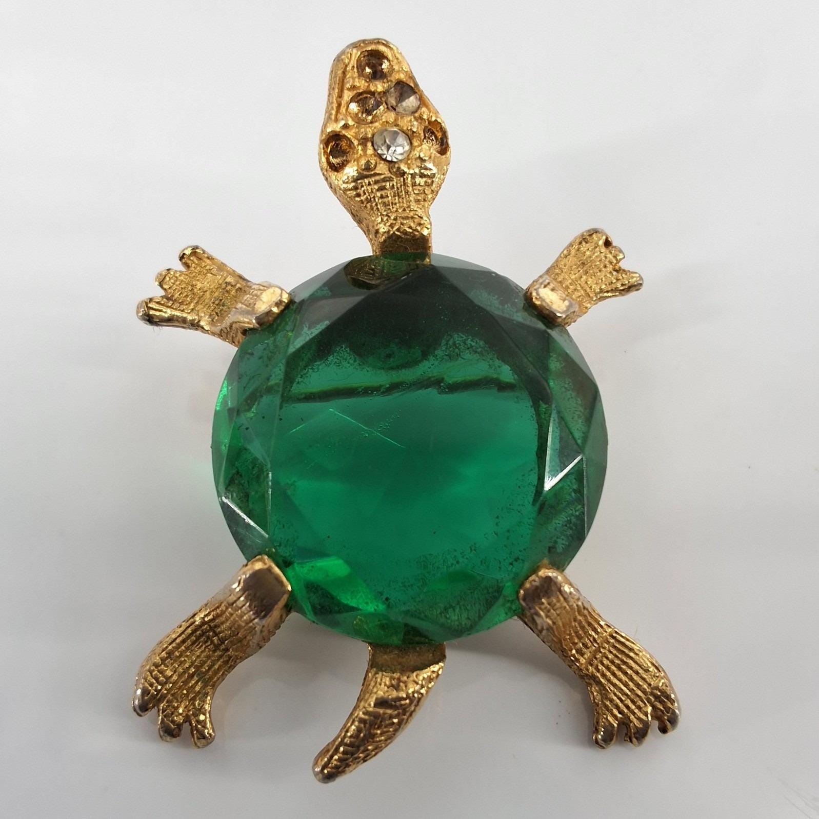 Vintage Gold Tone Turtle Brooch Emerald Green Glass Rhinestone Eye Pin