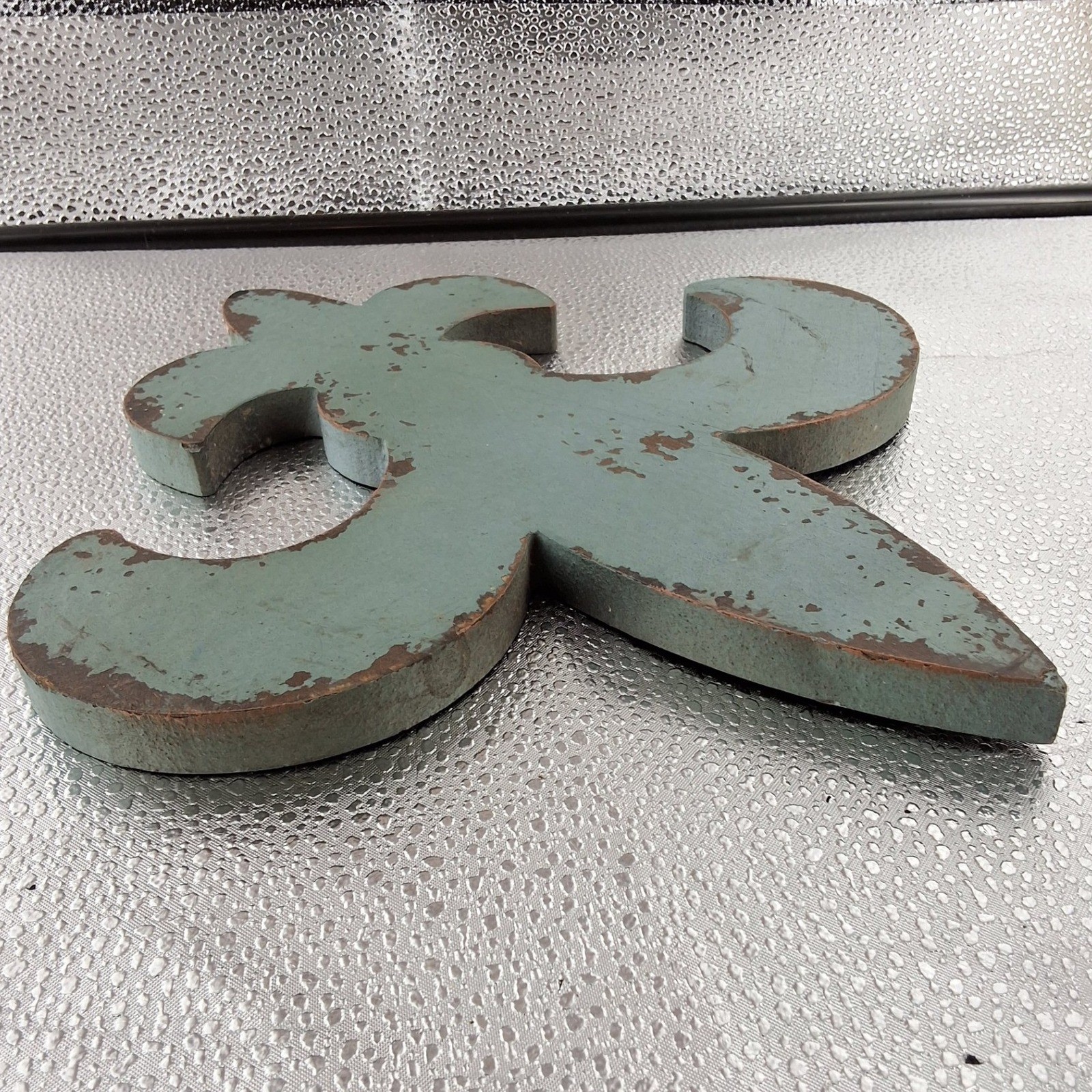 Design House LLC Fleur de Lis Distressed Green Shabby Chic Wall Plaque Decor - View 8