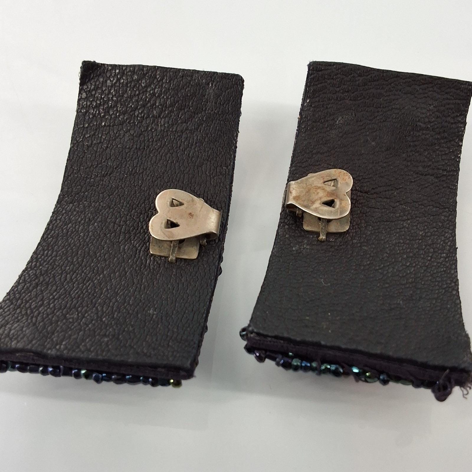 Vintage Iridescent Beaded Shoe Clips Oil Slick Purple Blue Removable Set - View 3