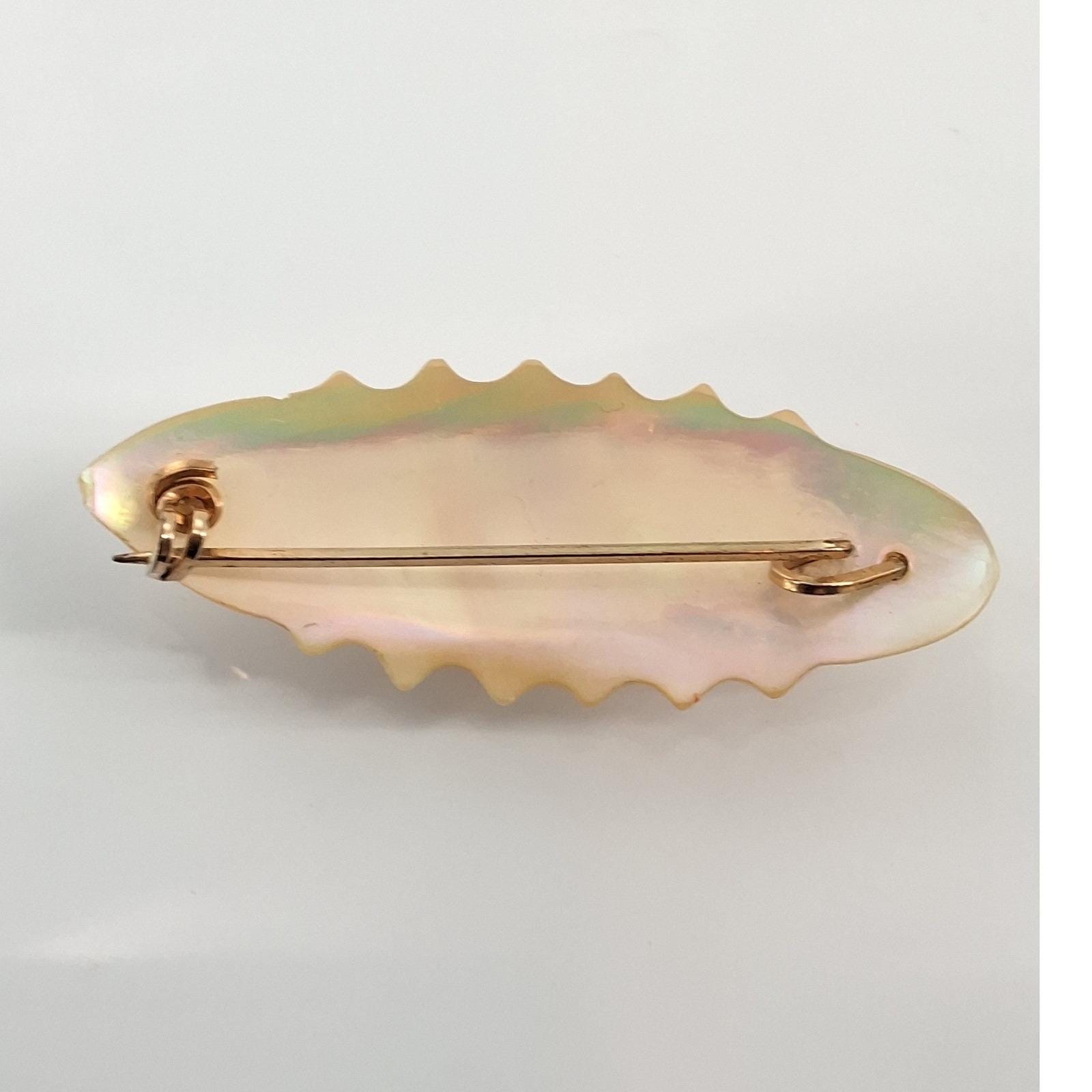 Vintage Mother of Pearl Mother Wire Script Brooch Leaf Scalloped Pin 1940s