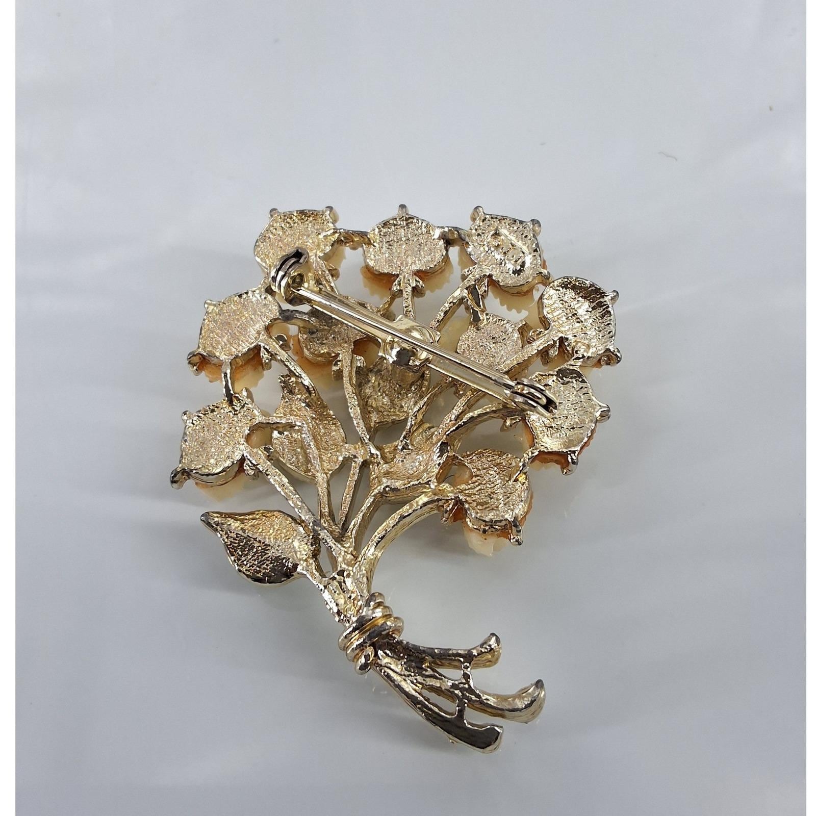 Vintage JJ Jonette Jewelry Gold Tone Cream Carved Rose Floral Bouquet Brooch - View 5