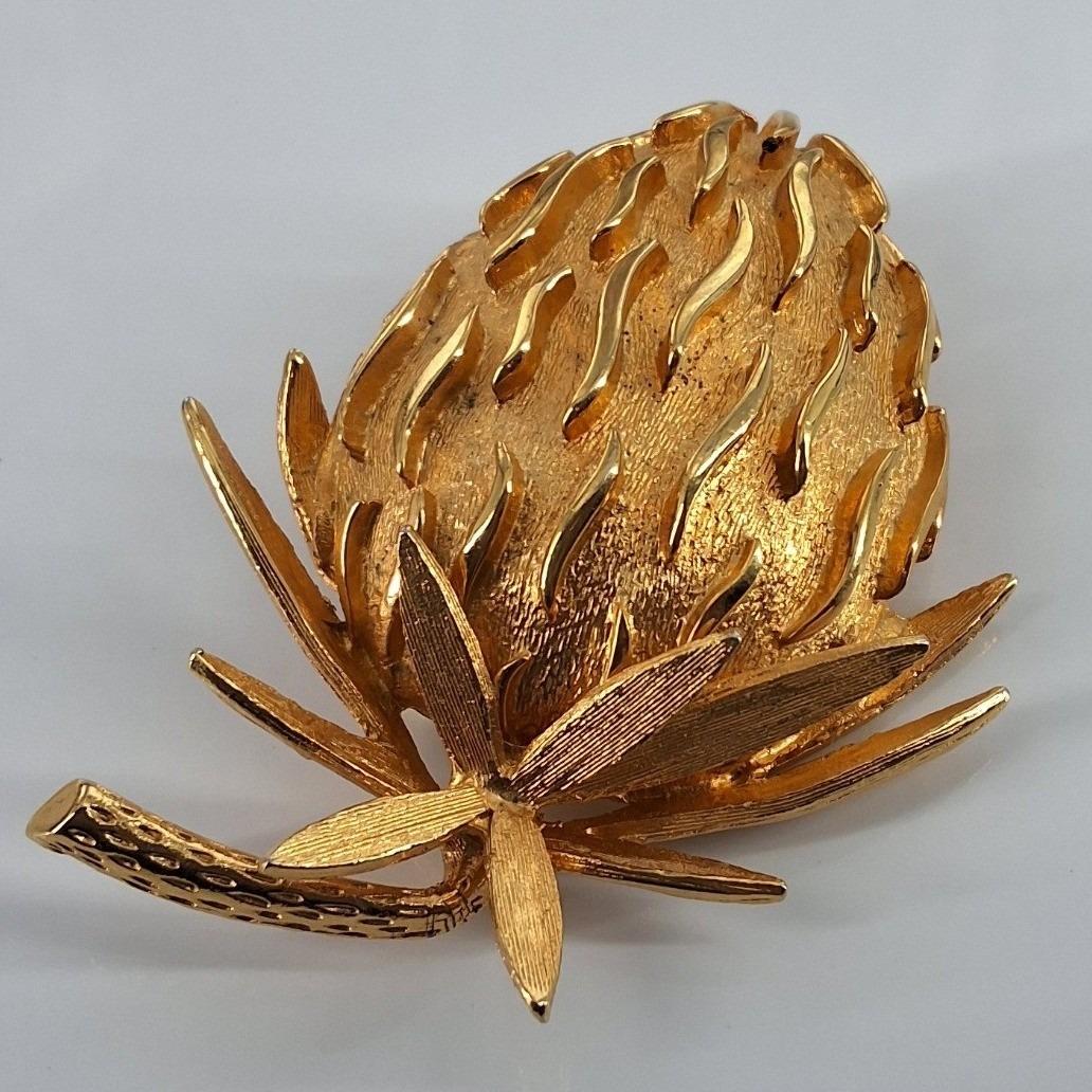 VTG 70s Marvella Gold Tone Pineapple Brooch Tropical Hospitality Statement Pin
