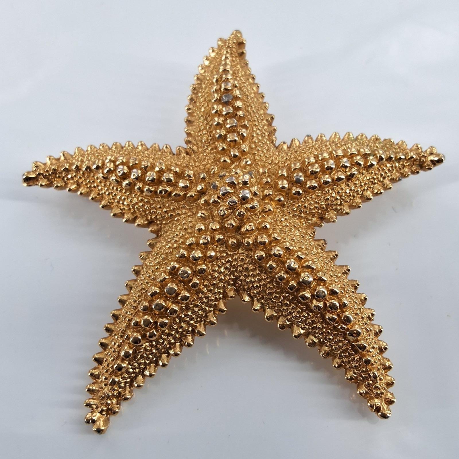 Vintage Monet Starfish Brooch Set - Gold & Silver Tone Textured Nautical Pins - View 5