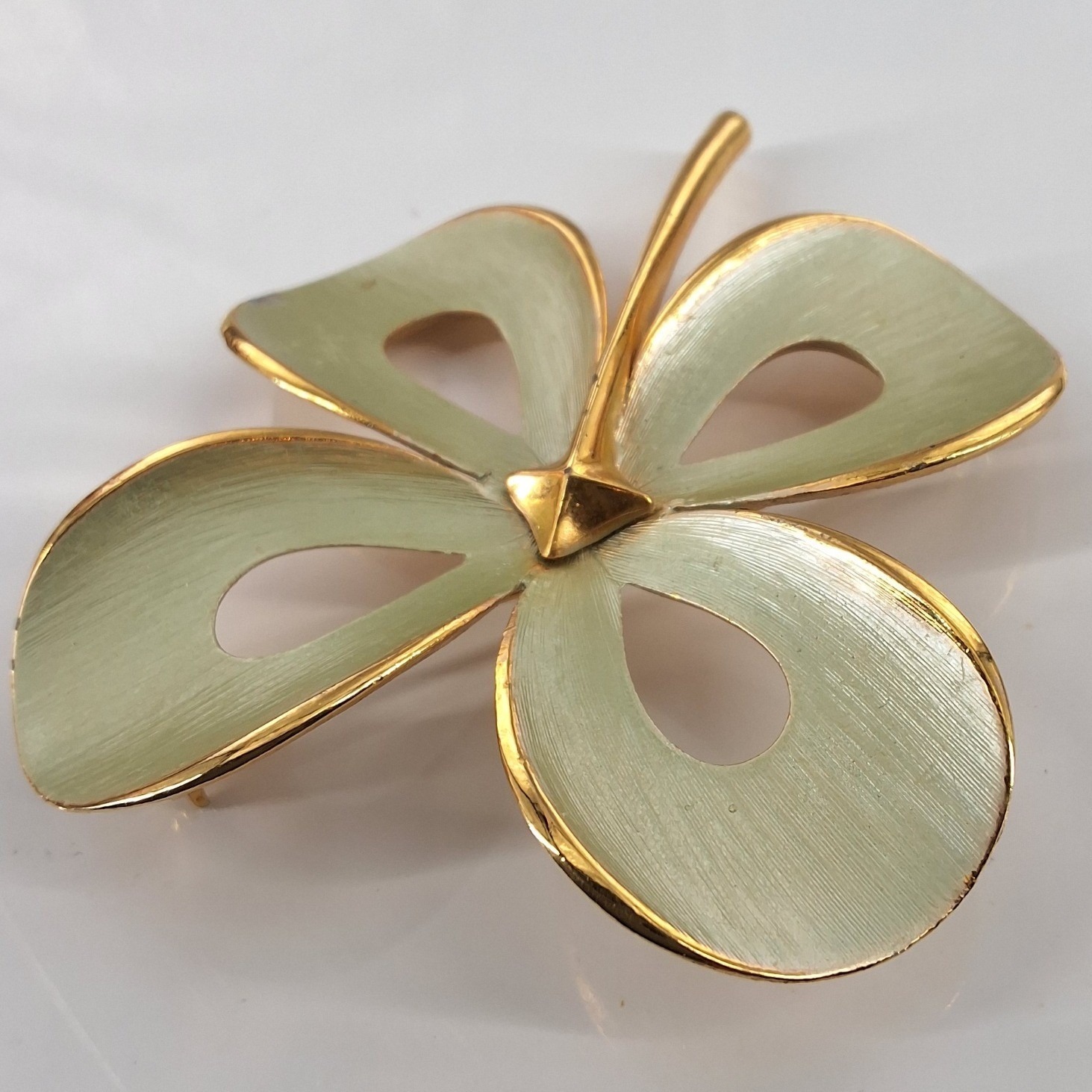 Park Lane Vintage 1970s Four Leaf Clover Brooch Gold Enamel Shamrock Pin 2.5" - View 12