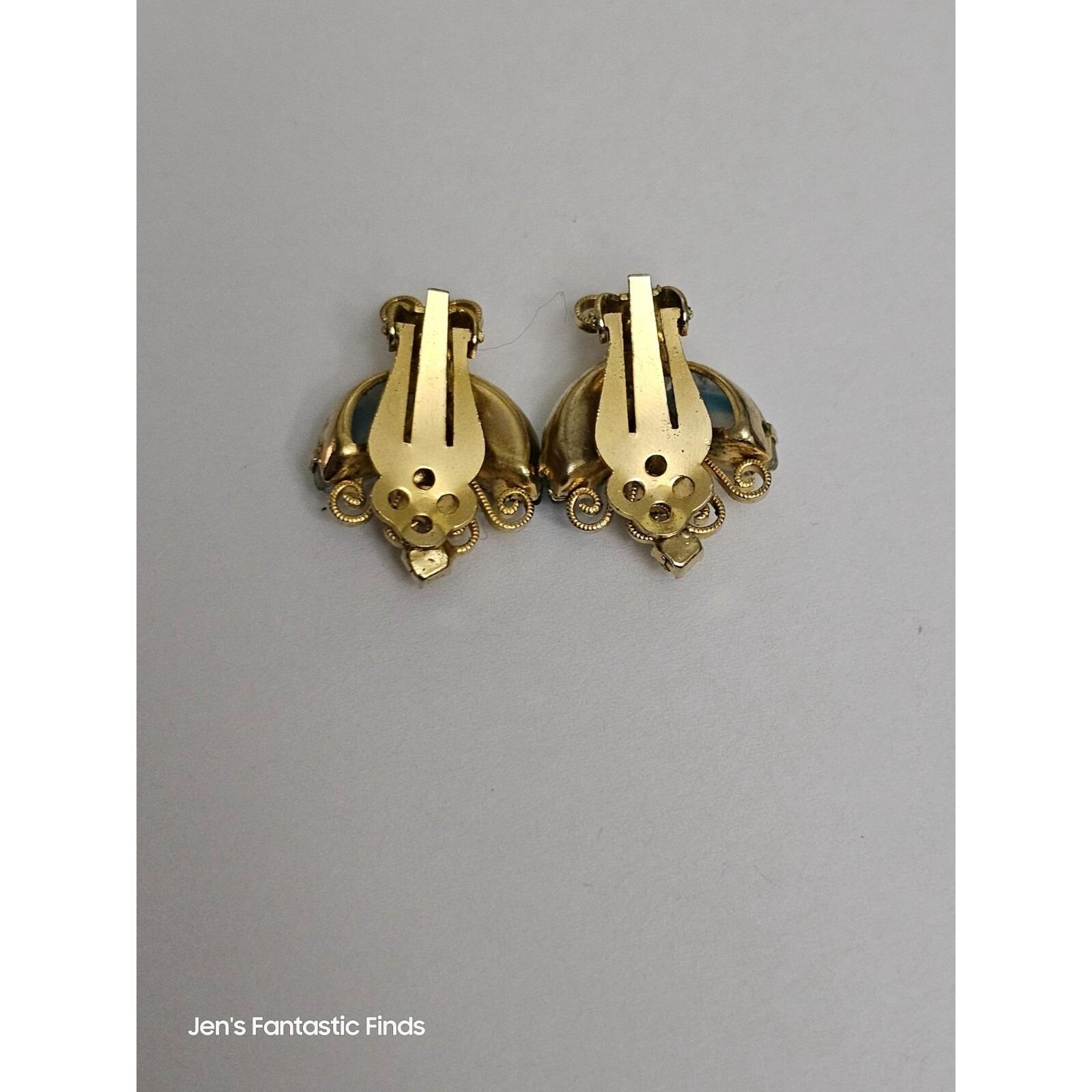 Vtg Juliana DeLizza Elster Blue Aurora Borealis Rhinestone Clip-On Earrings