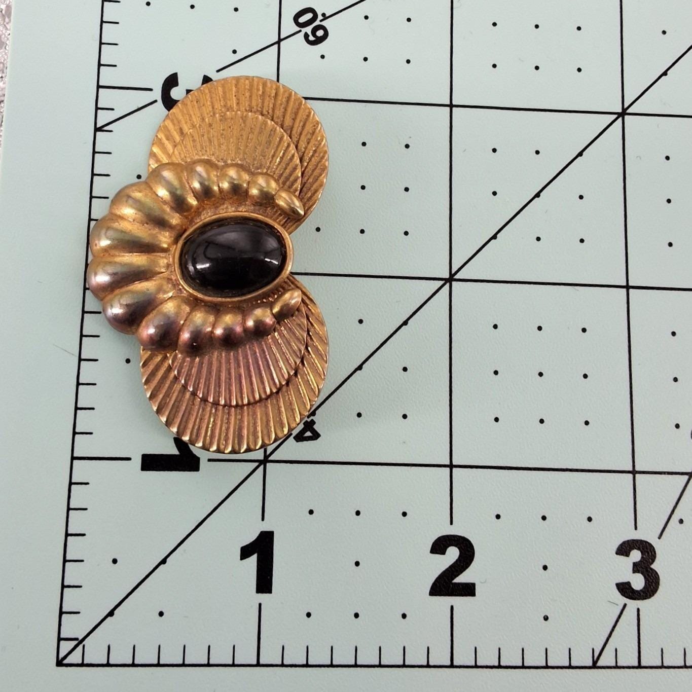 Vintage Art Deco Gold Tone Fan Brooch Black Cabochon Statement Pin - View 6
