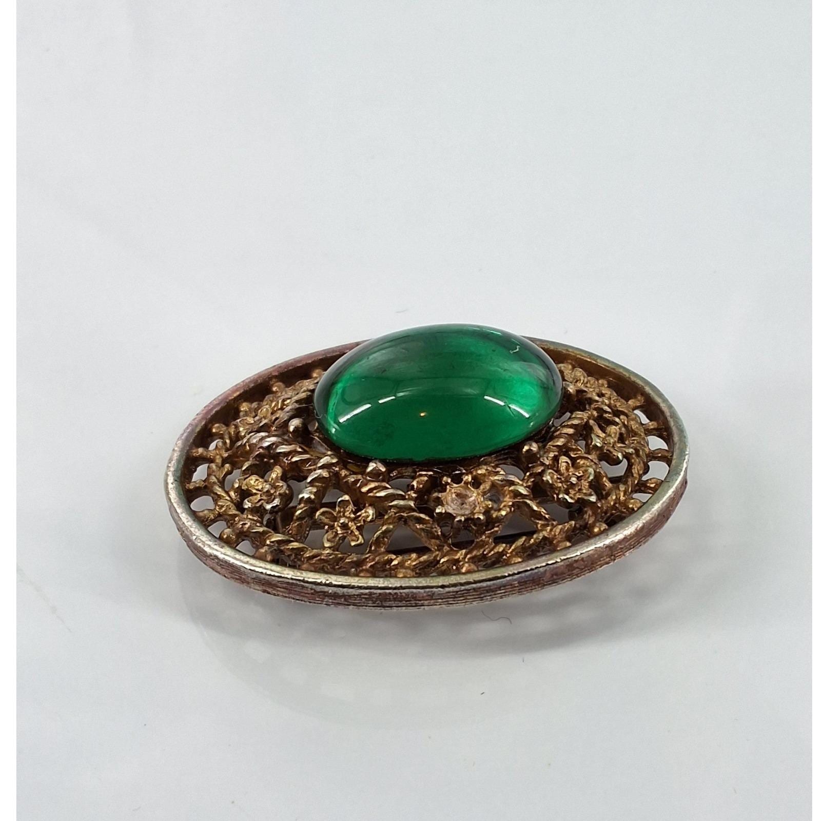 Vintage 1960s Gold Tone Green Cabochon Filigree Oval Brooch Pin 1.5" - View 6