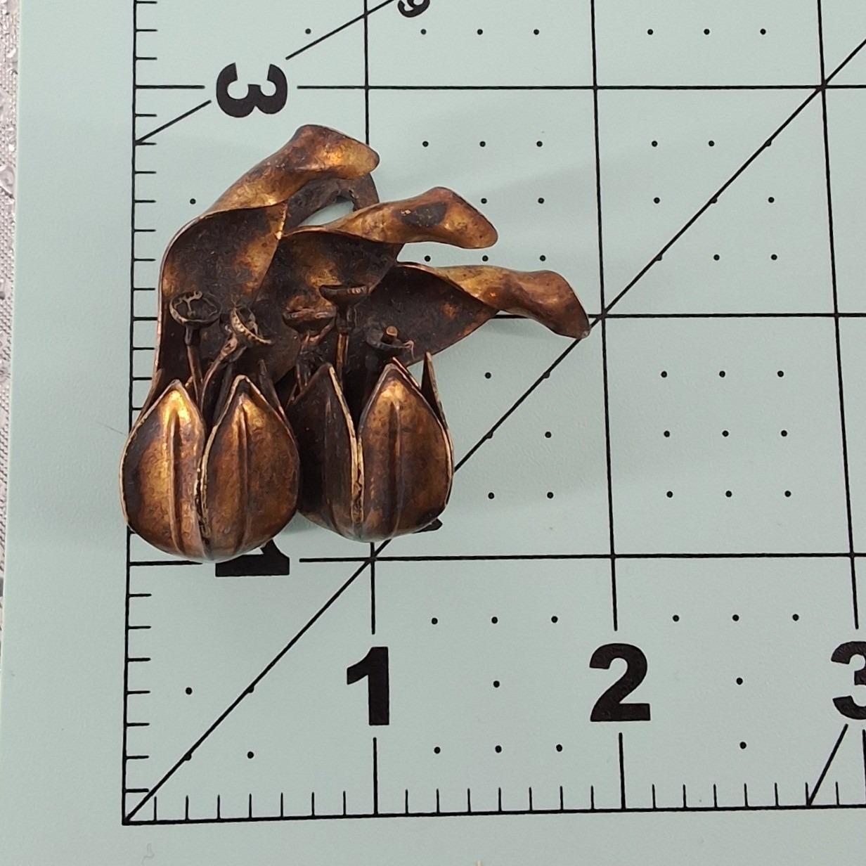 Vintage Bronze Tulip Fur Clip Mid Century Sculptural Floral Statement Brooch - View 3