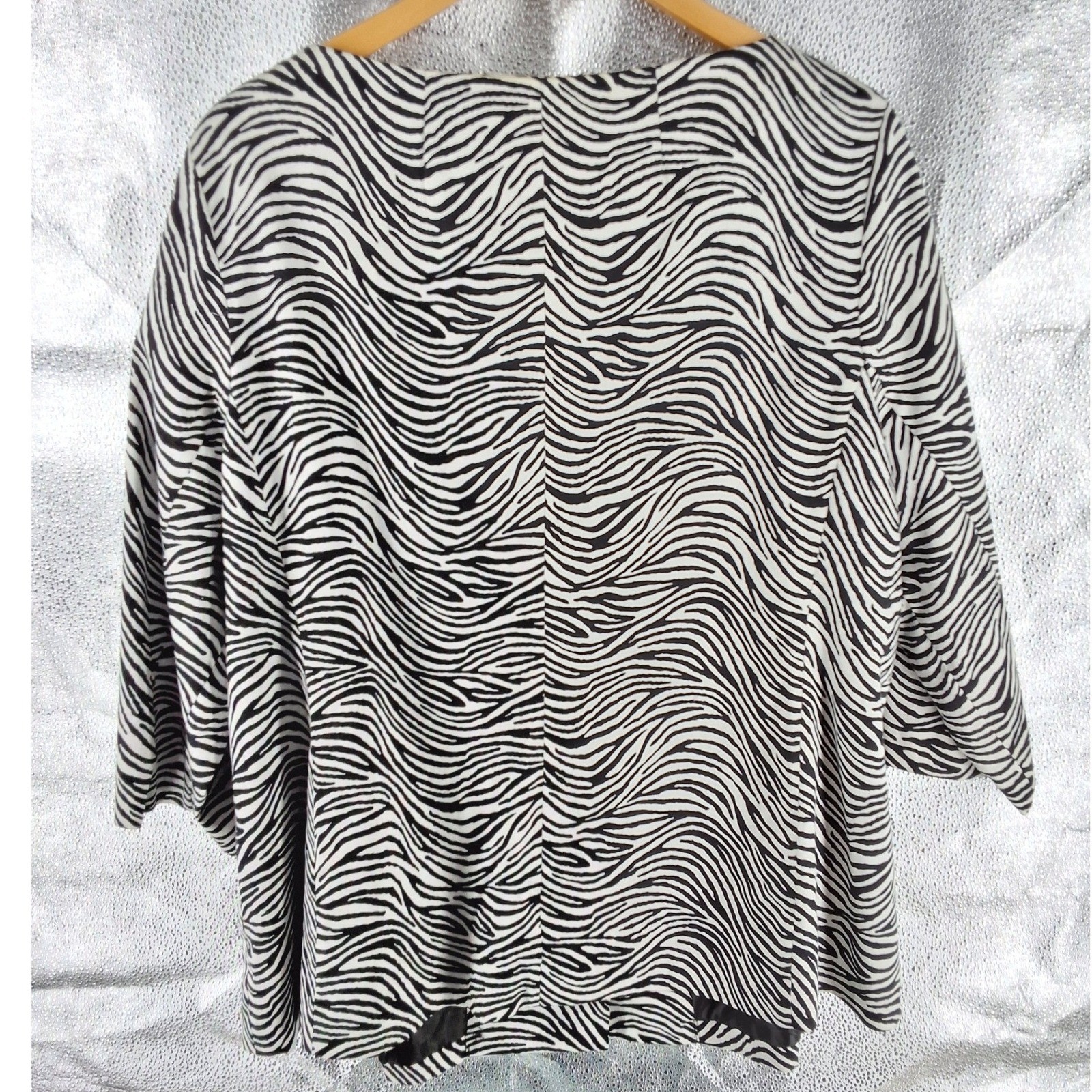 Ecologie Woman Zebra Print Jacket Blazer Black White Plus 2X Lined Collarless - View 5