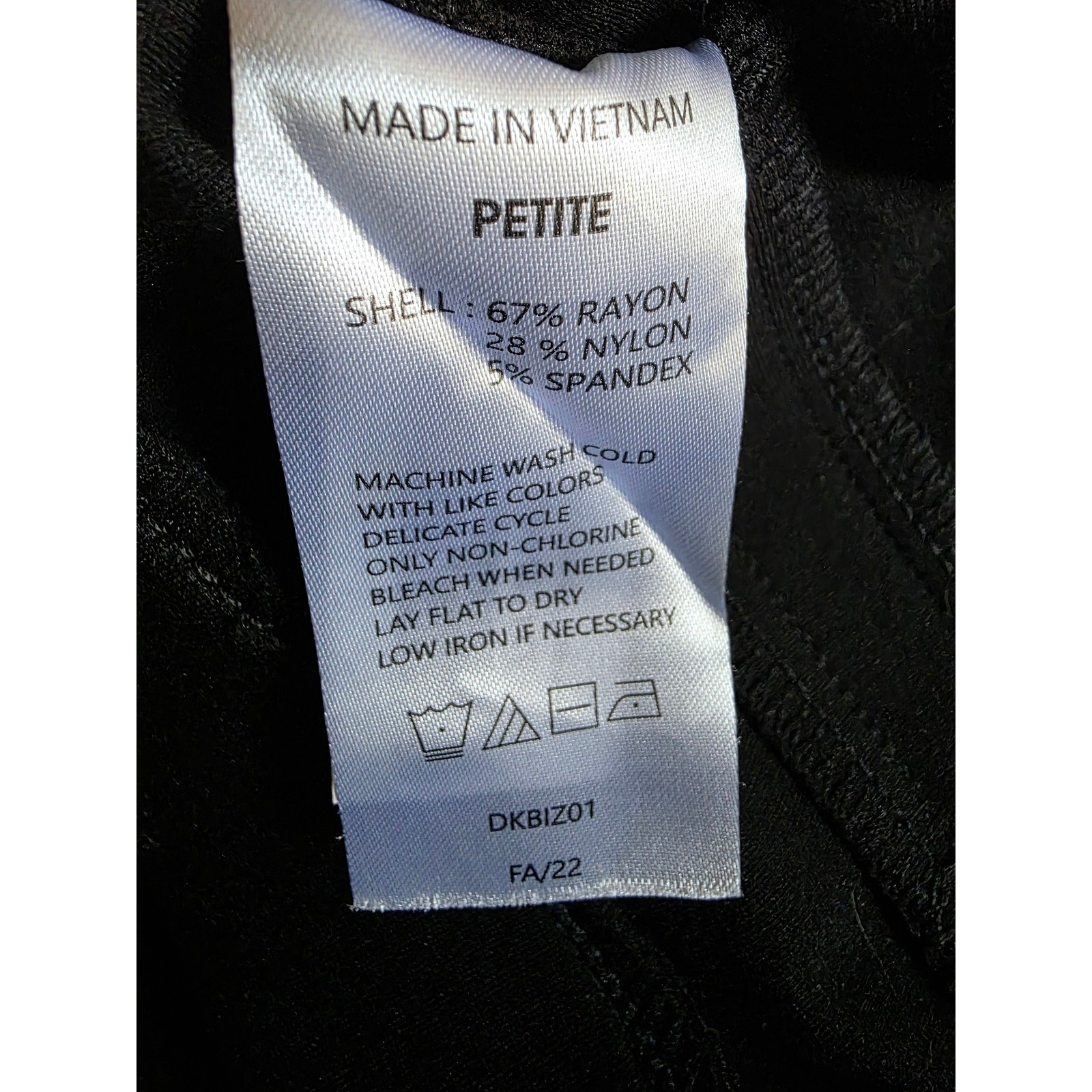 Quince Ultra-Stretch Ponte Straight Leg 4-Pocket Pants Black Small Petite SP 26 - View 7
