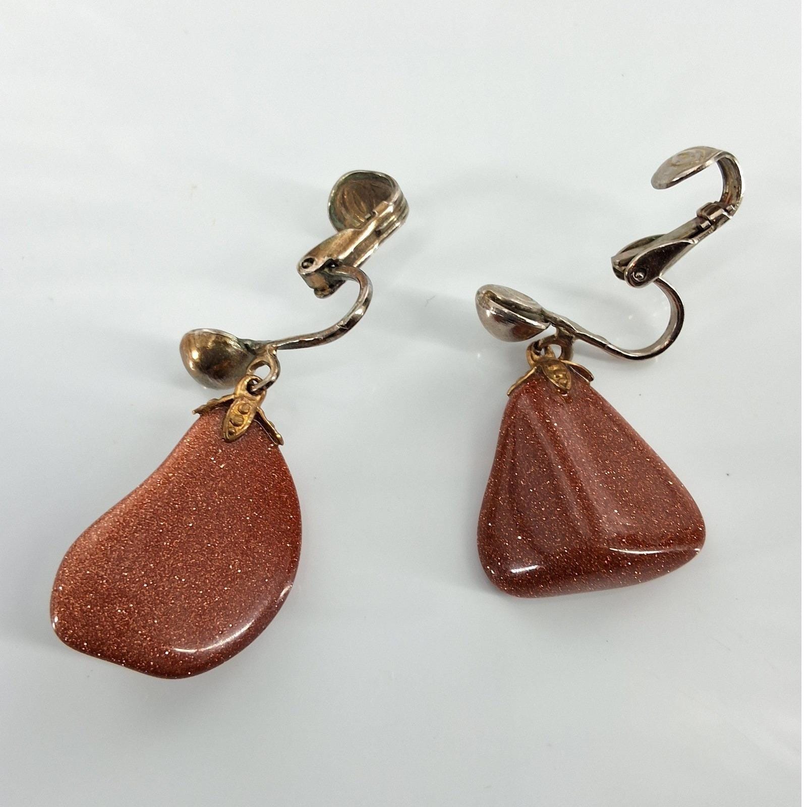 Vintage Goldstone Faux Pearl Tassel Necklace Bracelet Clip Earring Set - View 17