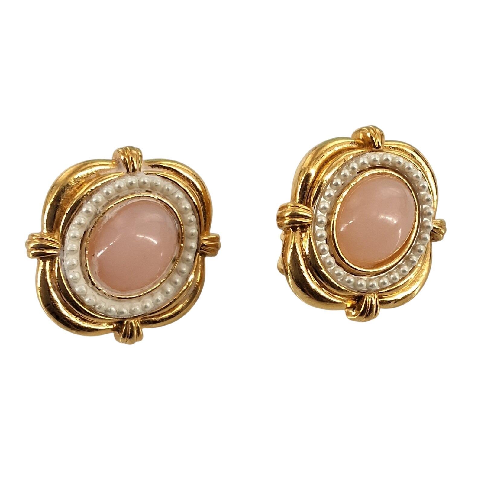 Liz Claiborne Vintage 90s Pink Cabochon Faux Pearl Halo Clip On Earrings