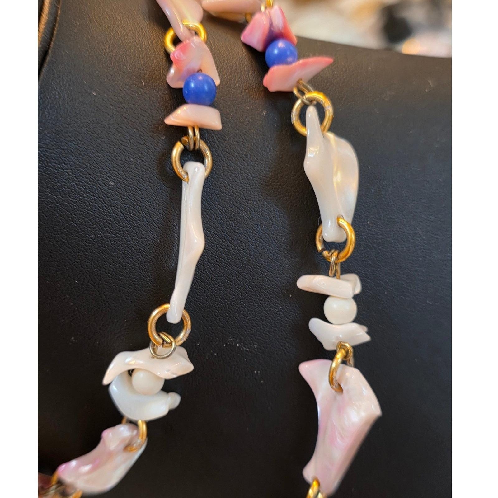 Long Handmade Beaded Shell Rope Necklace Vintage Pink Blue White Gold Tone - View 5