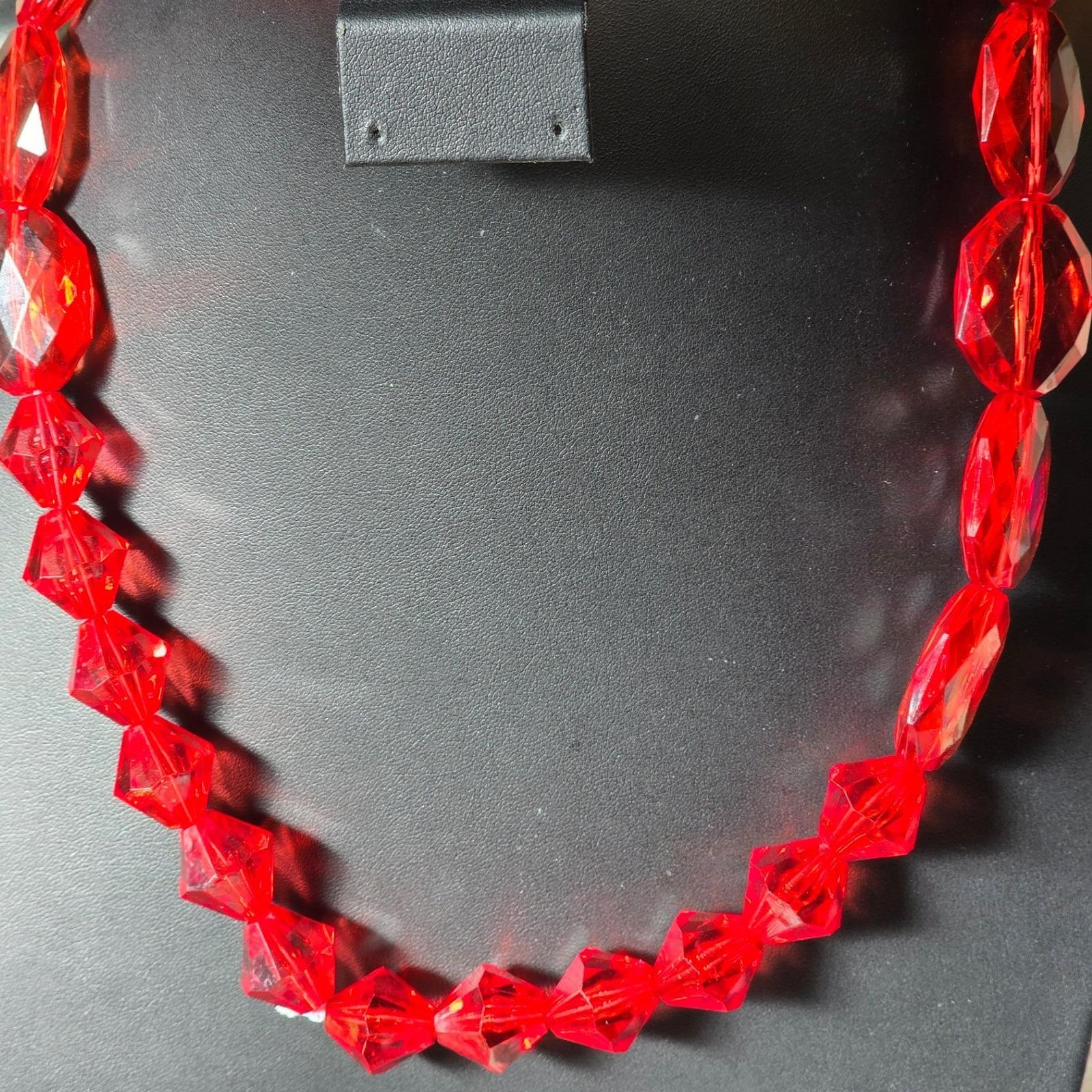 Red Plastic Beaded Stretch Statement Necklace - View 5