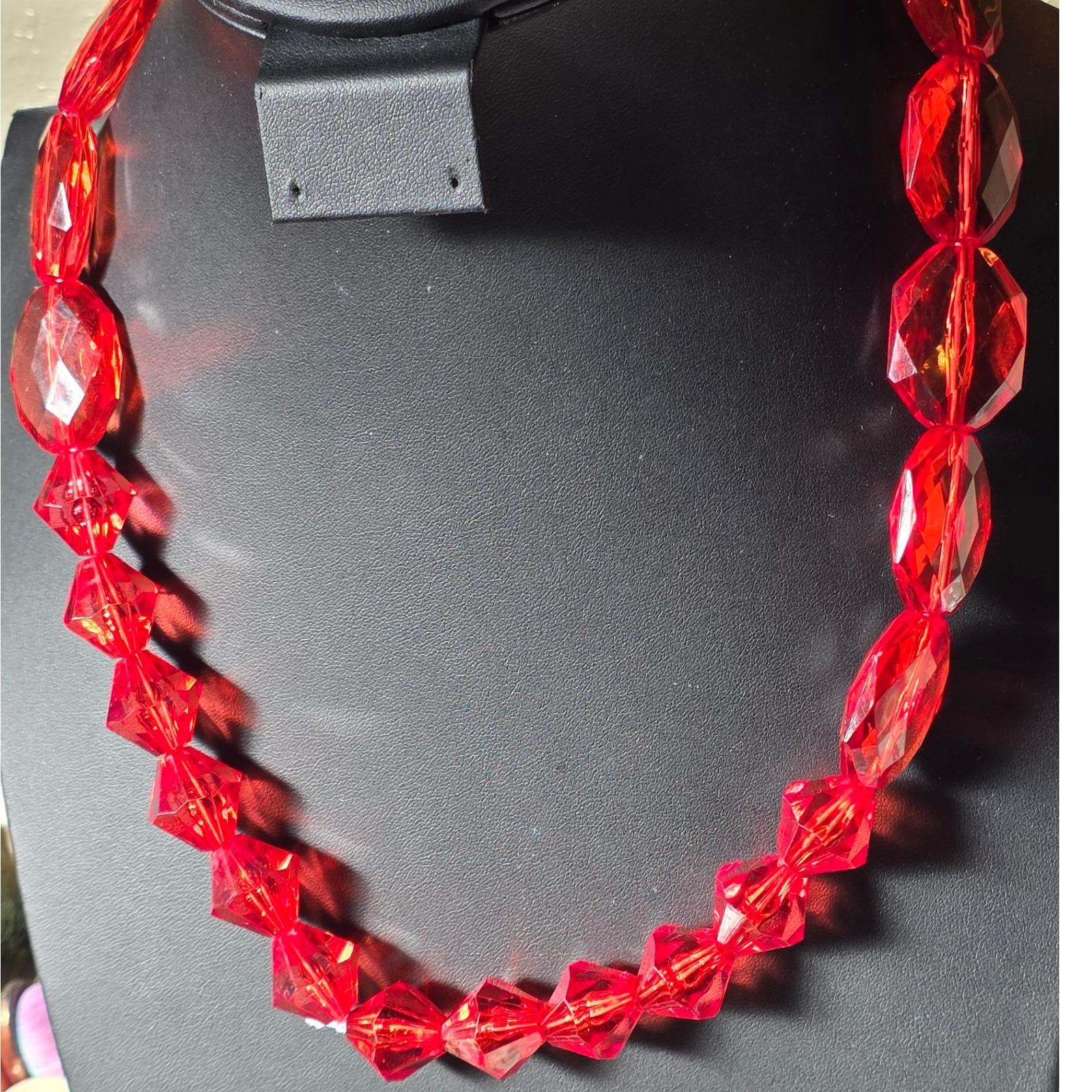Red Plastic Beaded Stretch Statement Necklace - View 7