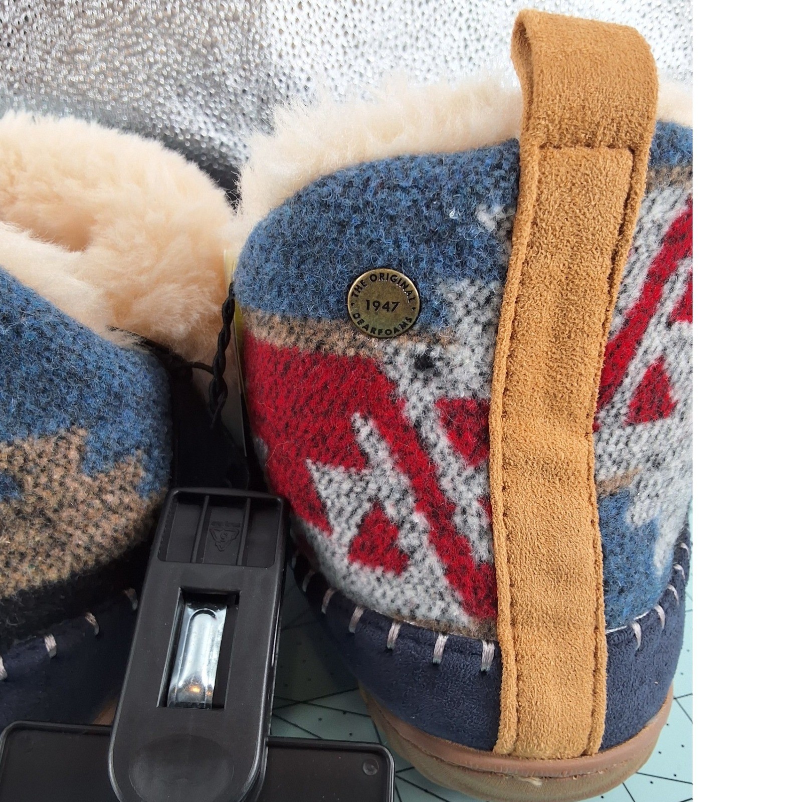 Dearfoams Southwestern Geometric Faux Fur Bootie Slippers Womens Sz 7 - View 14