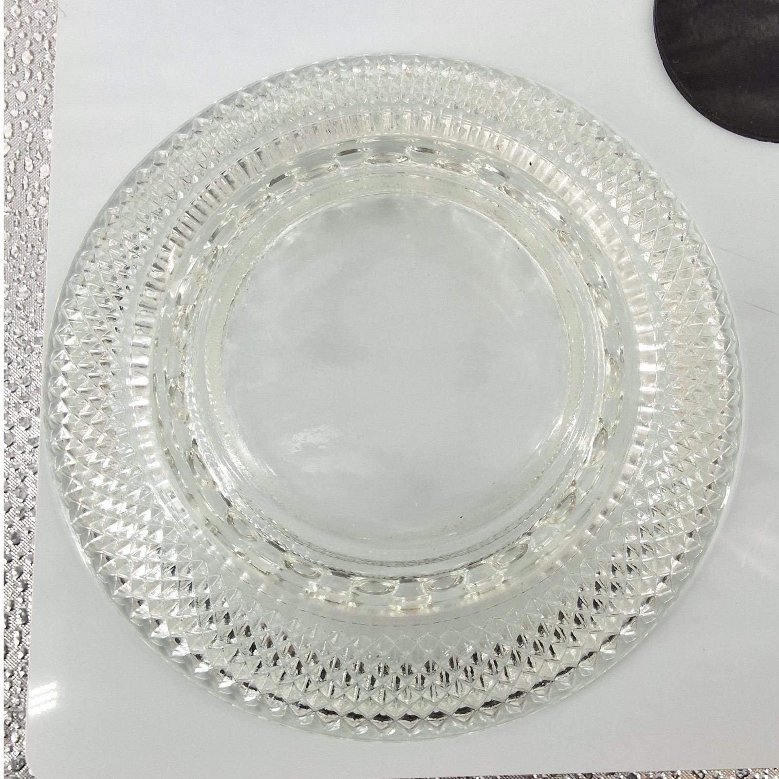 Vintage Clear Pressed Glass Ashtray Diamond Point Textured Rim 6.5 Inch Round - View 6