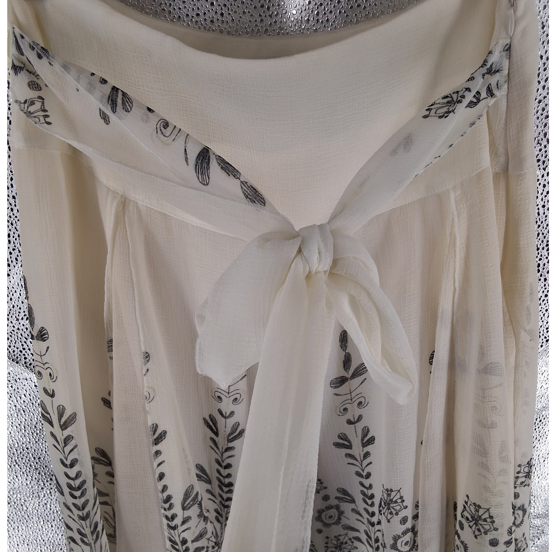 Michel USA Vintage Y2K Black Cream Floral Heart Midi Skirt Tie Back Small - View 5
