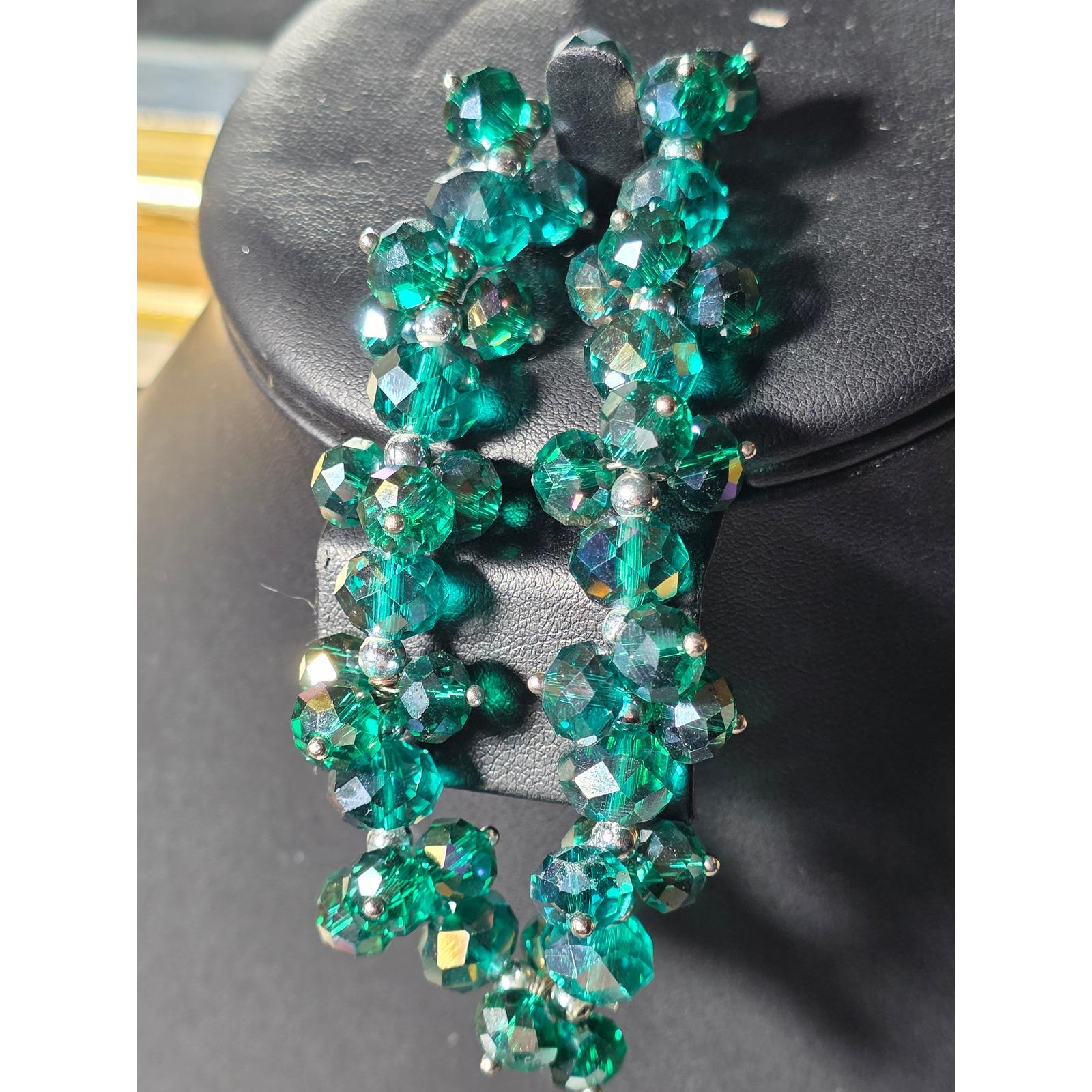 Green Aurora Borealis Beaded Stretch Bracelet Iridescent - View 5