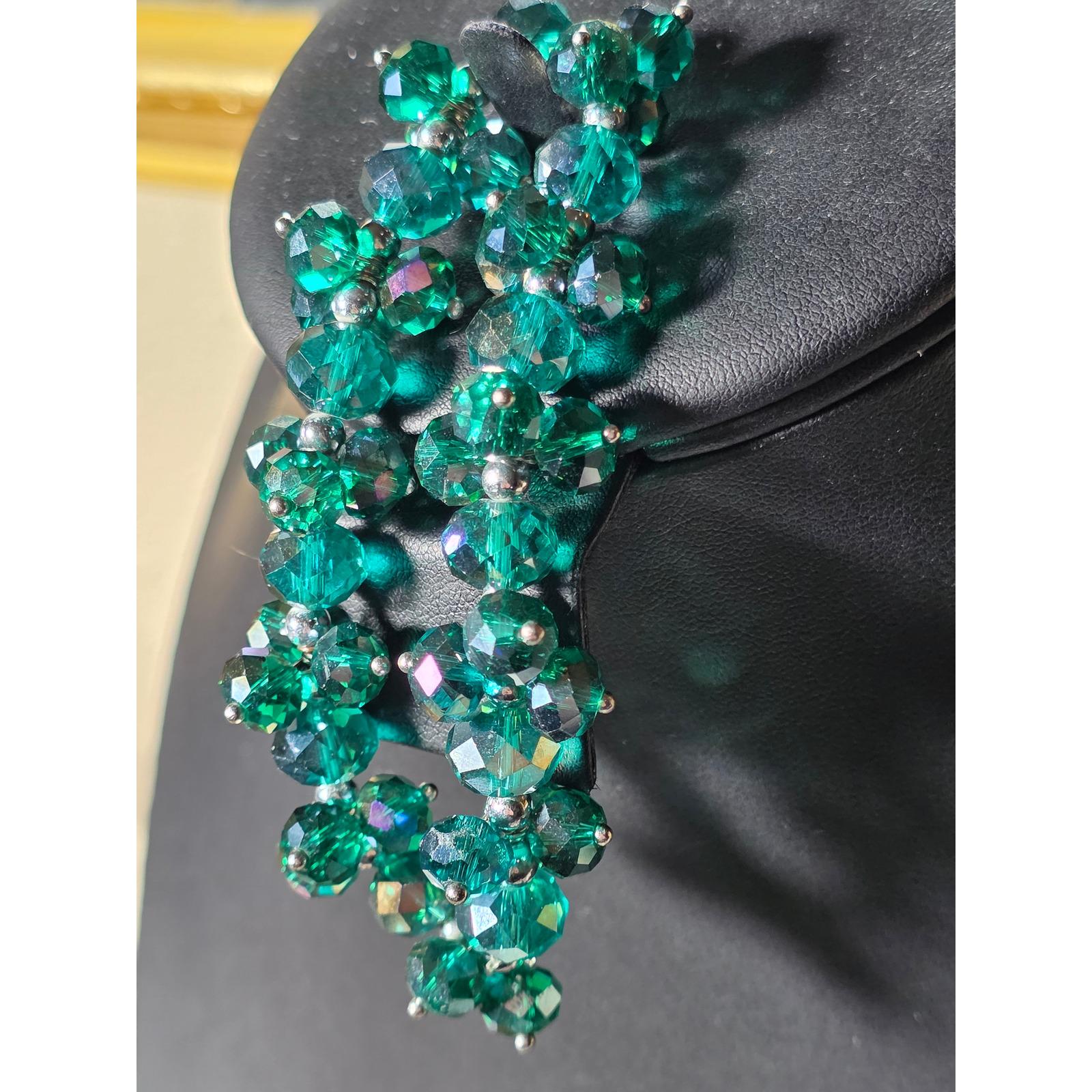 Green Aurora Borealis Beaded Stretch Bracelet Iridescent - View 7