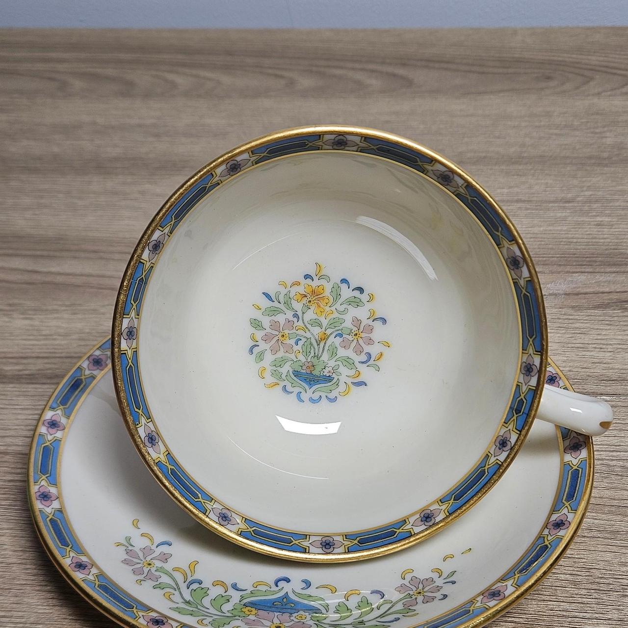 Vintage Roslyn Fine Bone China Tea Cup Saucer Set Blue Gold Gilt England - View 16