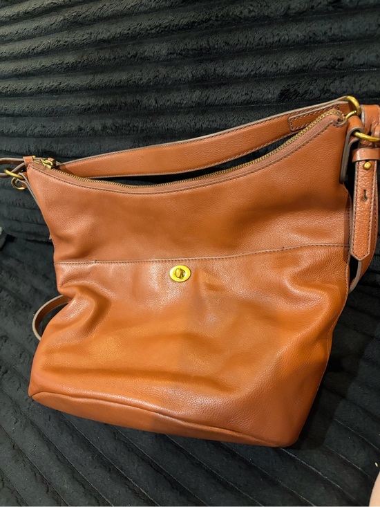 VTG Fossil Classic 75082 Metallic Gold Leather Crescent Hobo Shoulder Bag - View 15