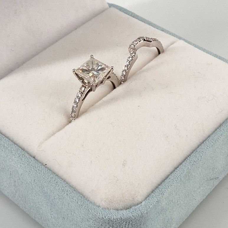 Charles & Colvard Moissanite Princess Cut Bridal Set 14k White Gold Ring Sz 5.5 - View 3