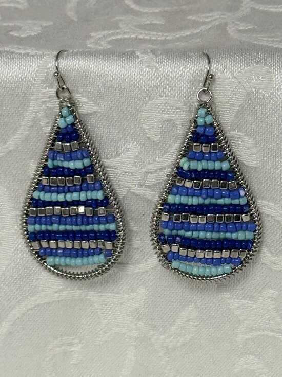 Vintage Gold Tone Faux Pearl Teardrop Earrings Wave Dangle Bridal‎ Post 1.25" - View 9