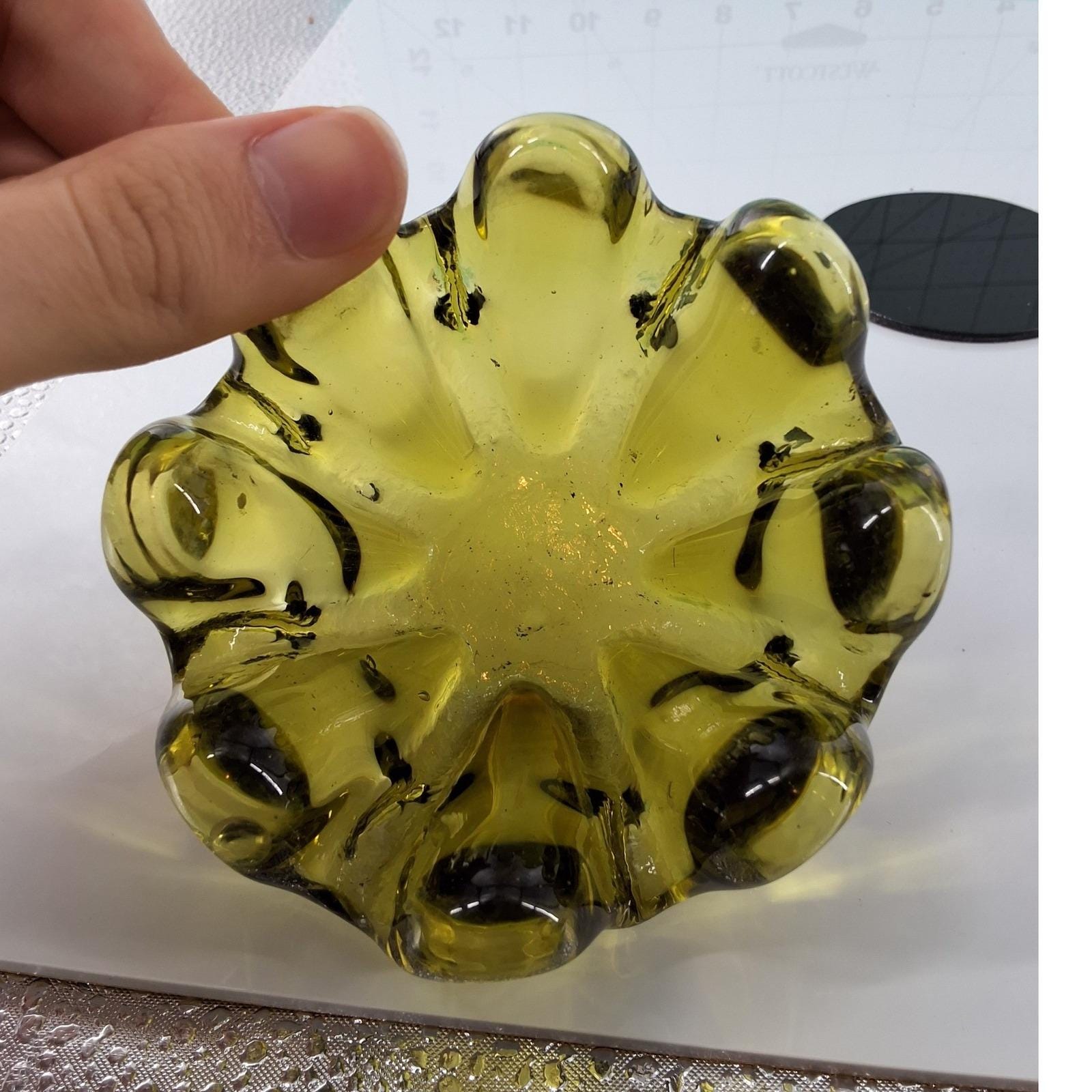 Vintage Anchor Hocking Avocado Green Starburst Ruffled Glass Bowl 4.5" - View 5