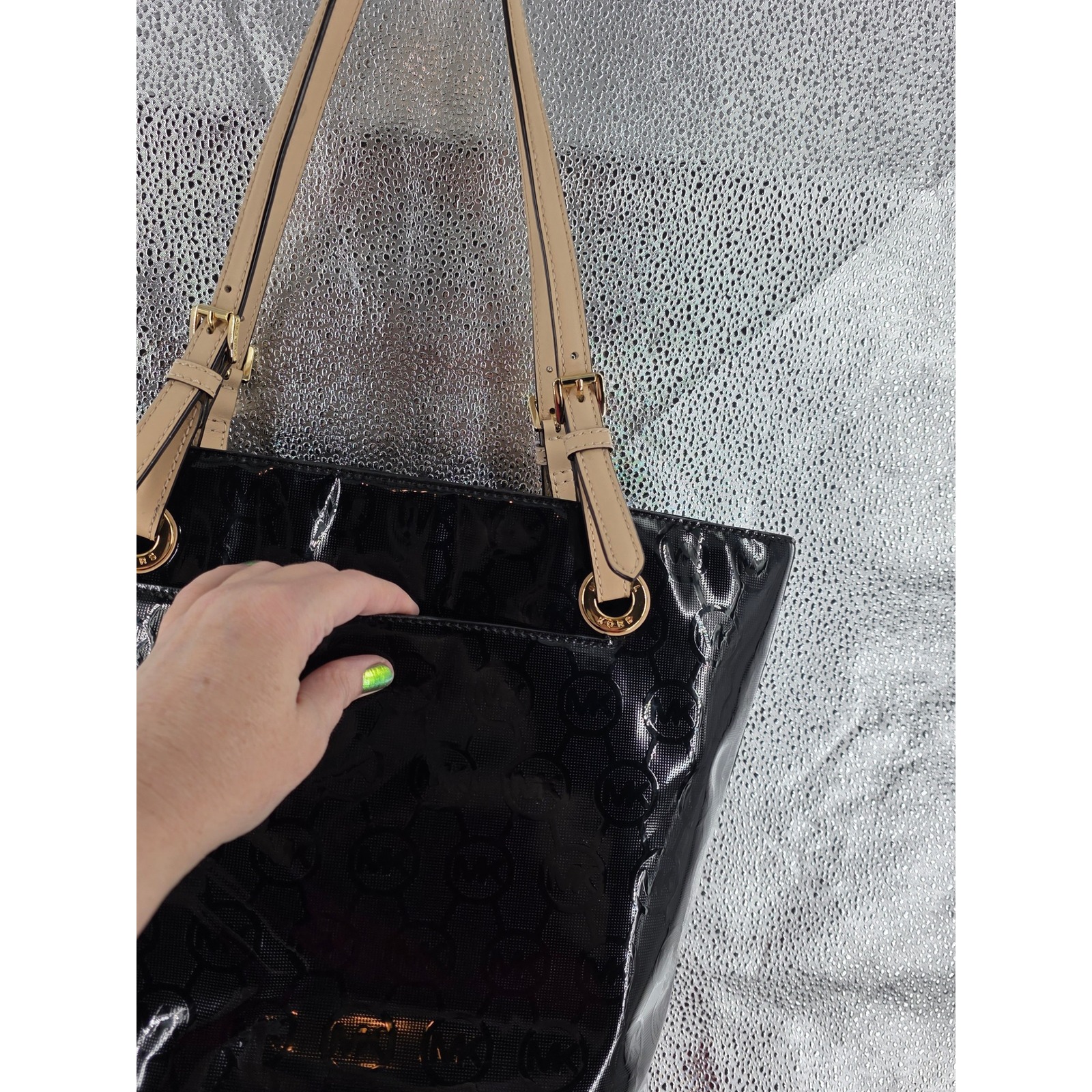 Michael Kors MK Black Patent Leather Tote Shoulder Bag Medium EUC!‎ - View 14