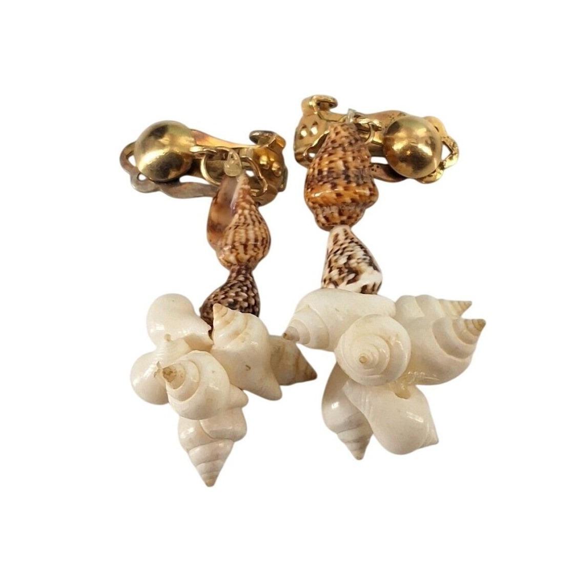 Vintage Natural Seashell Cluster Dangle Clip On Earrings Gold Tone Coastal Beach